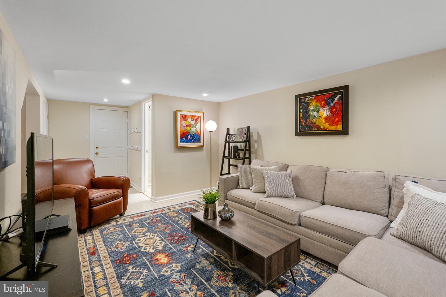 2835 MEADOW LN, FALLS CHURCH, Virginia 22042, 4 Bedrooms Bedrooms, ,2 BathroomsBathrooms,Residential,For sale,2835 MEADOW LN,VAFX2255968 MLS # VAFX2255968