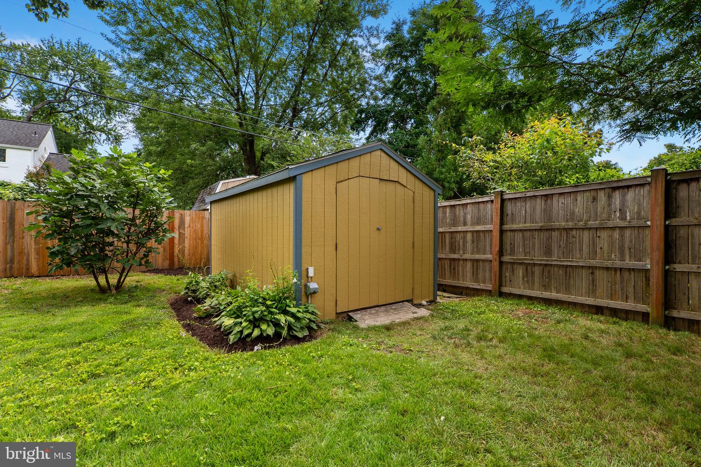 2835 MEADOW LN, FALLS CHURCH, Virginia 22042, 4 Bedrooms Bedrooms, ,2 BathroomsBathrooms,Residential,For sale,2835 MEADOW LN,VAFX2255968 MLS # VAFX2255968