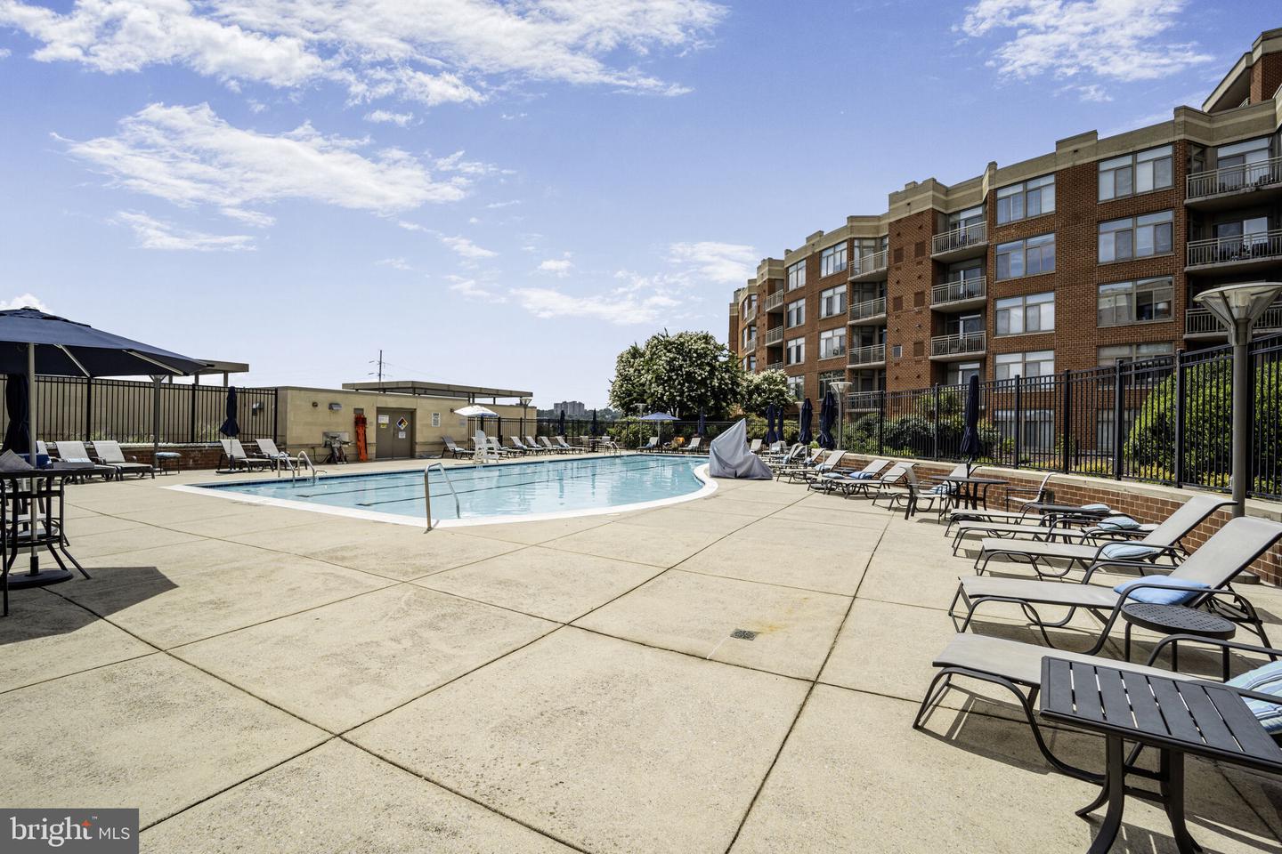 3600 S GLEBE RD #613W, ARLINGTON, Virginia 22202, 1 Bedroom Bedrooms, ,1 BathroomBathrooms,Residential,For sale,3600 S GLEBE RD #613W,VAAR2060922 MLS # VAAR2060922