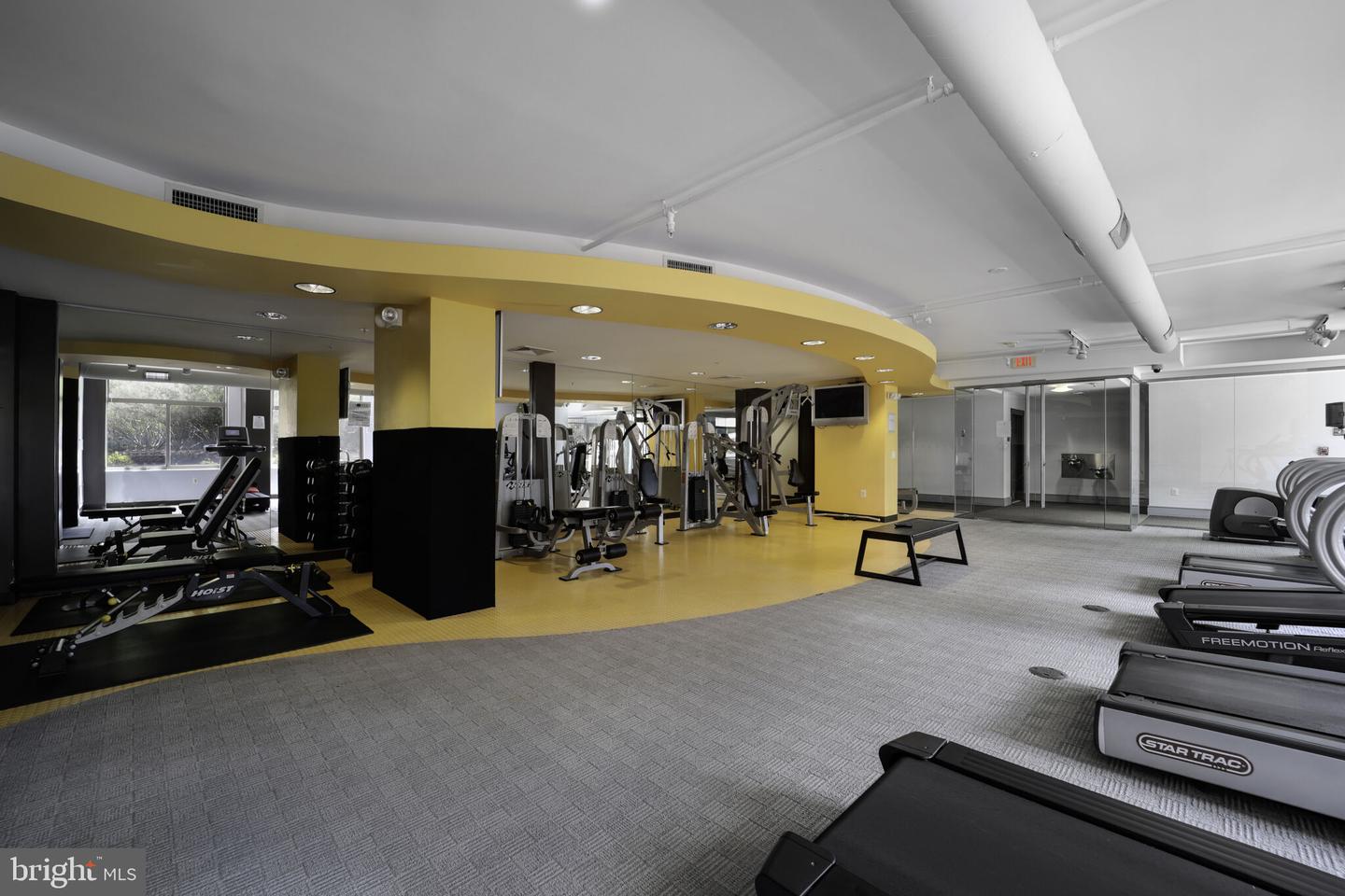 3600 S GLEBE RD #613W, ARLINGTON, Virginia 22202, 1 Bedroom Bedrooms, ,1 BathroomBathrooms,Residential,For sale,3600 S GLEBE RD #613W,VAAR2060922 MLS # VAAR2060922