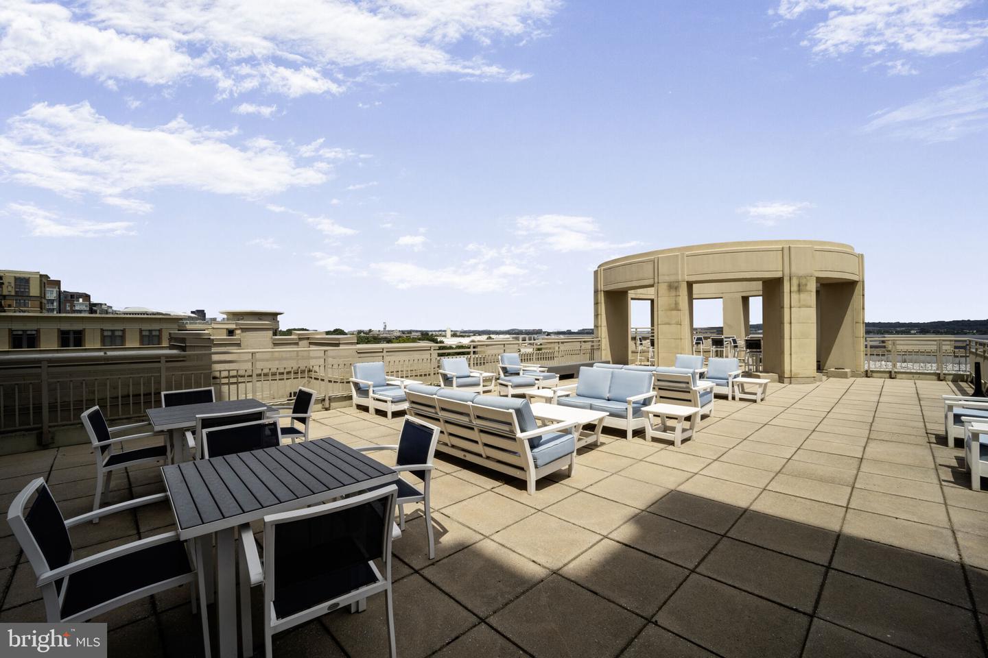 3600 S GLEBE RD #613W, ARLINGTON, Virginia 22202, 1 Bedroom Bedrooms, ,1 BathroomBathrooms,Residential,For sale,3600 S GLEBE RD #613W,VAAR2060922 MLS # VAAR2060922