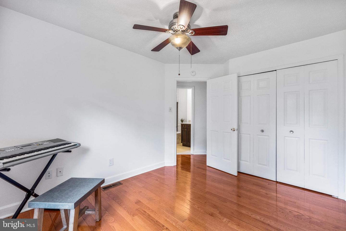 9067 GILTINAN CT, SPRINGFIELD, Virginia 22153, 3 Bedrooms Bedrooms, ,3 BathroomsBathrooms,Residential,For sale,9067 GILTINAN CT,VAFX2256006 MLS # VAFX2256006