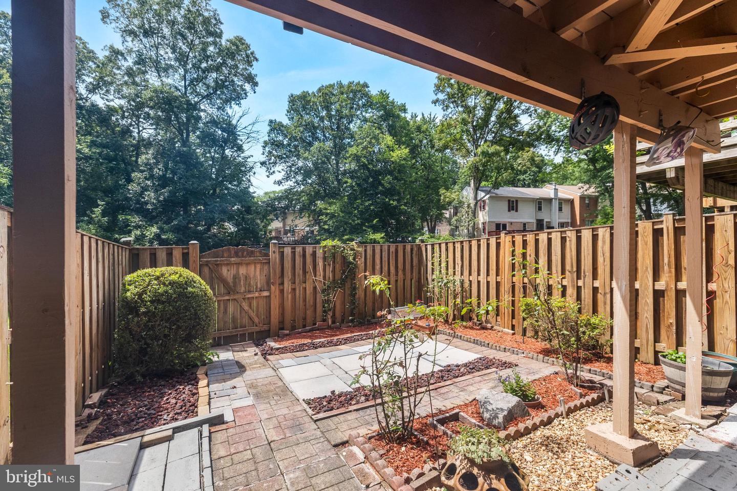 9067 GILTINAN CT, SPRINGFIELD, Virginia 22153, 3 Bedrooms Bedrooms, ,3 BathroomsBathrooms,Residential,For sale,9067 GILTINAN CT,VAFX2256006 MLS # VAFX2256006