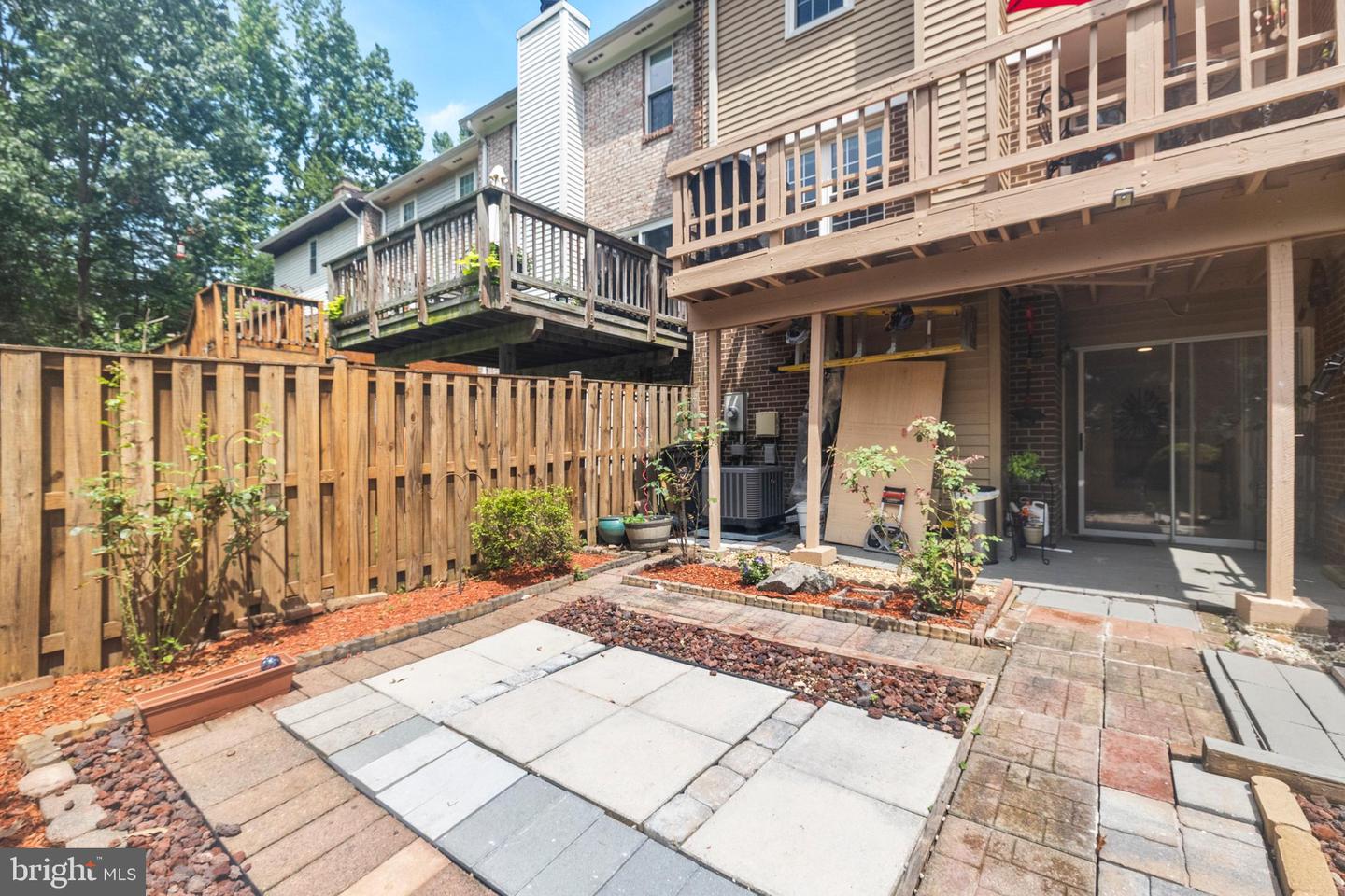9067 GILTINAN CT, SPRINGFIELD, Virginia 22153, 3 Bedrooms Bedrooms, ,3 BathroomsBathrooms,Residential,For sale,9067 GILTINAN CT,VAFX2256006 MLS # VAFX2256006