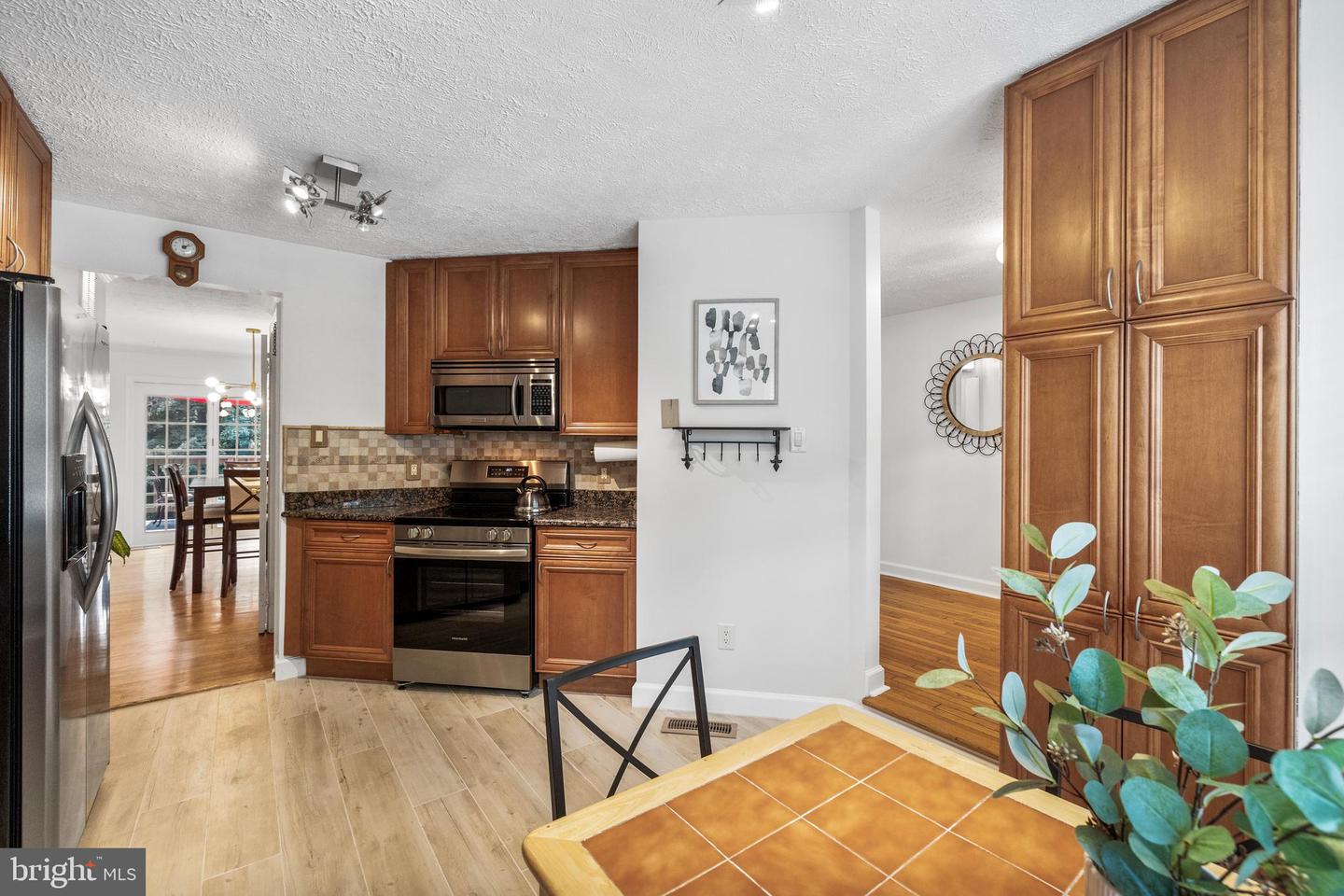 9067 GILTINAN CT, SPRINGFIELD, Virginia 22153, 3 Bedrooms Bedrooms, ,3 BathroomsBathrooms,Residential,For sale,9067 GILTINAN CT,VAFX2256006 MLS # VAFX2256006