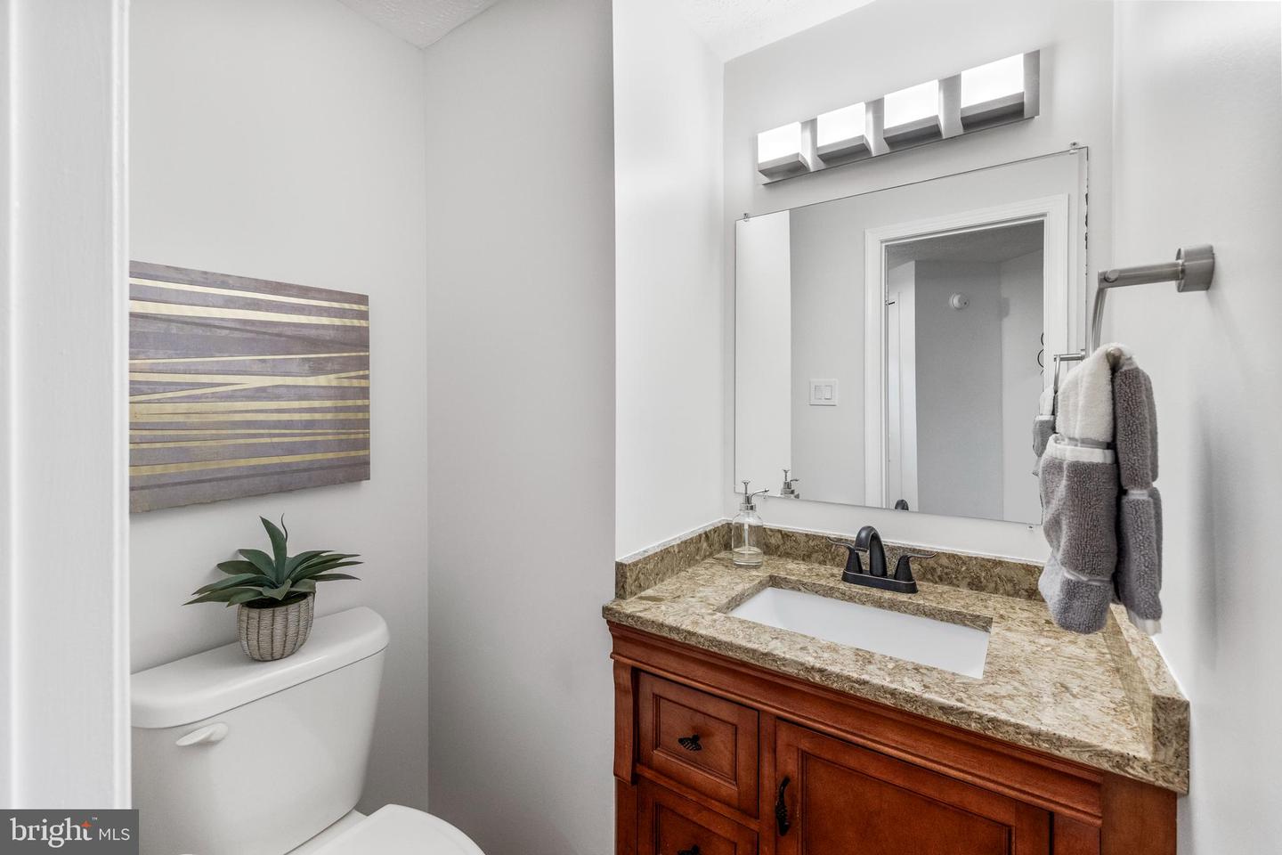 9067 GILTINAN CT, SPRINGFIELD, Virginia 22153, 3 Bedrooms Bedrooms, ,3 BathroomsBathrooms,Residential,For sale,9067 GILTINAN CT,VAFX2256006 MLS # VAFX2256006
