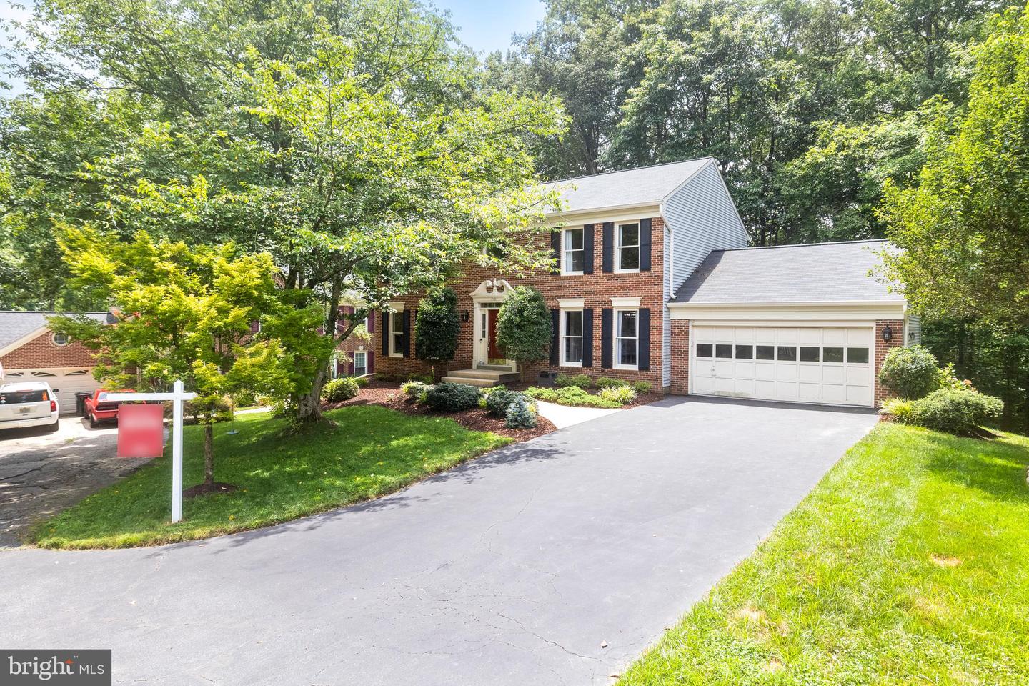 8153 SHIPS CURVE LN, SPRINGFIELD, Virginia 22153, 5 Bedrooms Bedrooms, 15 Rooms Rooms,3 BathroomsBathrooms,Residential,For sale,8153 SHIPS CURVE LN,VAFX2256034 MLS # VAFX2256034