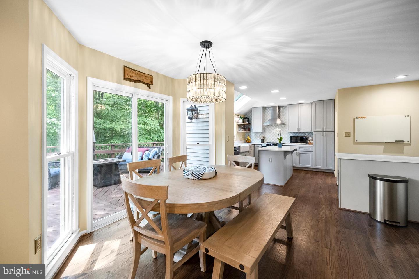 8153 SHIPS CURVE LN, SPRINGFIELD, Virginia 22153, 5 Bedrooms Bedrooms, 15 Rooms Rooms,3 BathroomsBathrooms,Residential,For sale,8153 SHIPS CURVE LN,VAFX2256034 MLS # VAFX2256034