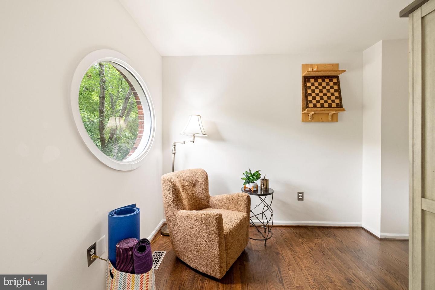 8153 SHIPS CURVE LN, SPRINGFIELD, Virginia 22153, 5 Bedrooms Bedrooms, 15 Rooms Rooms,3 BathroomsBathrooms,Residential,For sale,8153 SHIPS CURVE LN,VAFX2256034 MLS # VAFX2256034