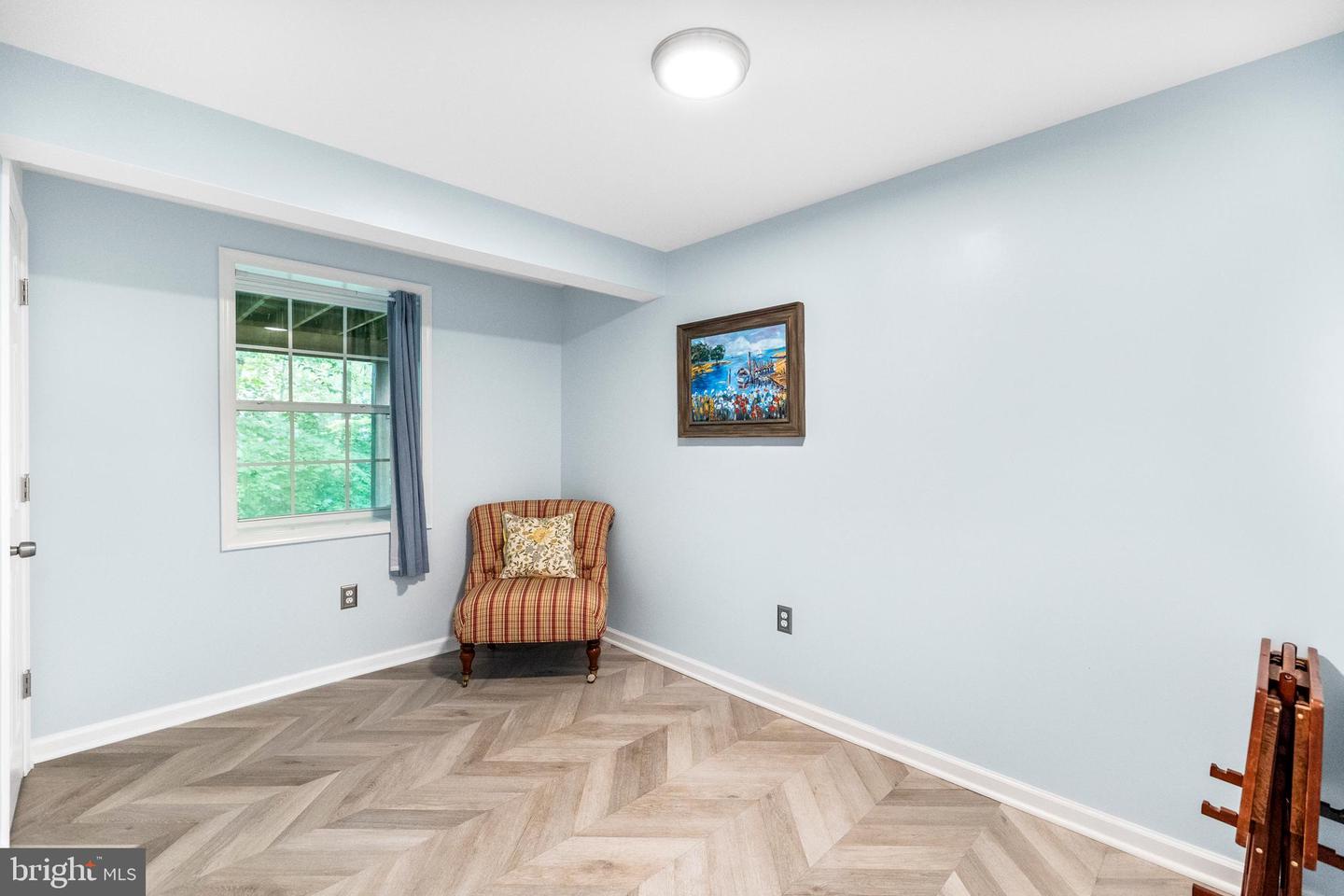 8153 SHIPS CURVE LN, SPRINGFIELD, Virginia 22153, 5 Bedrooms Bedrooms, 15 Rooms Rooms,3 BathroomsBathrooms,Residential,For sale,8153 SHIPS CURVE LN,VAFX2256034 MLS # VAFX2256034