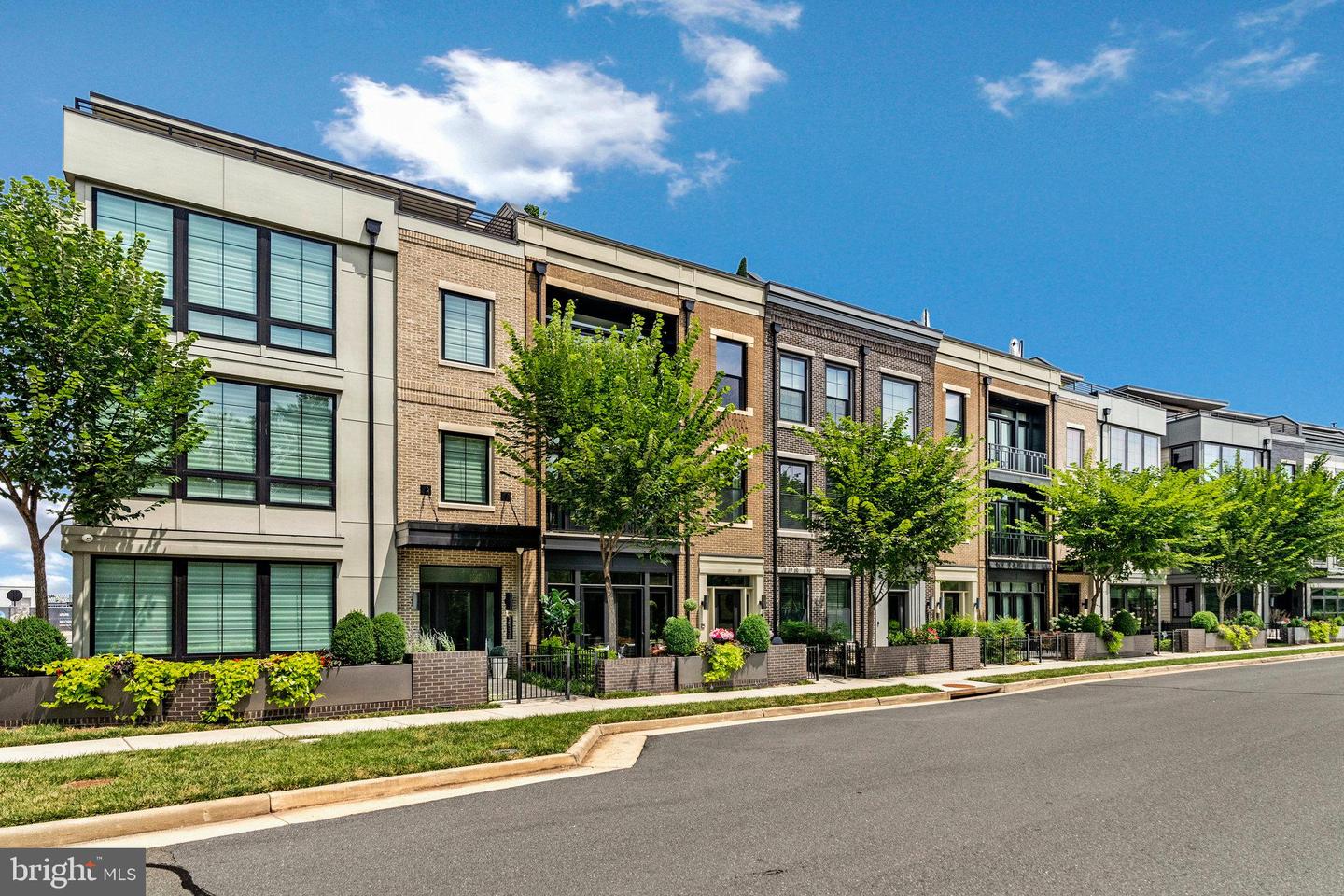 20334 NORTHPARK DR, ASHBURN, Virginia 20147, 1 Bedroom Bedrooms, ,4 BathroomsBathrooms,Residential,For sale,20334 NORTHPARK DR,VALO2102434 MLS # VALO2102434