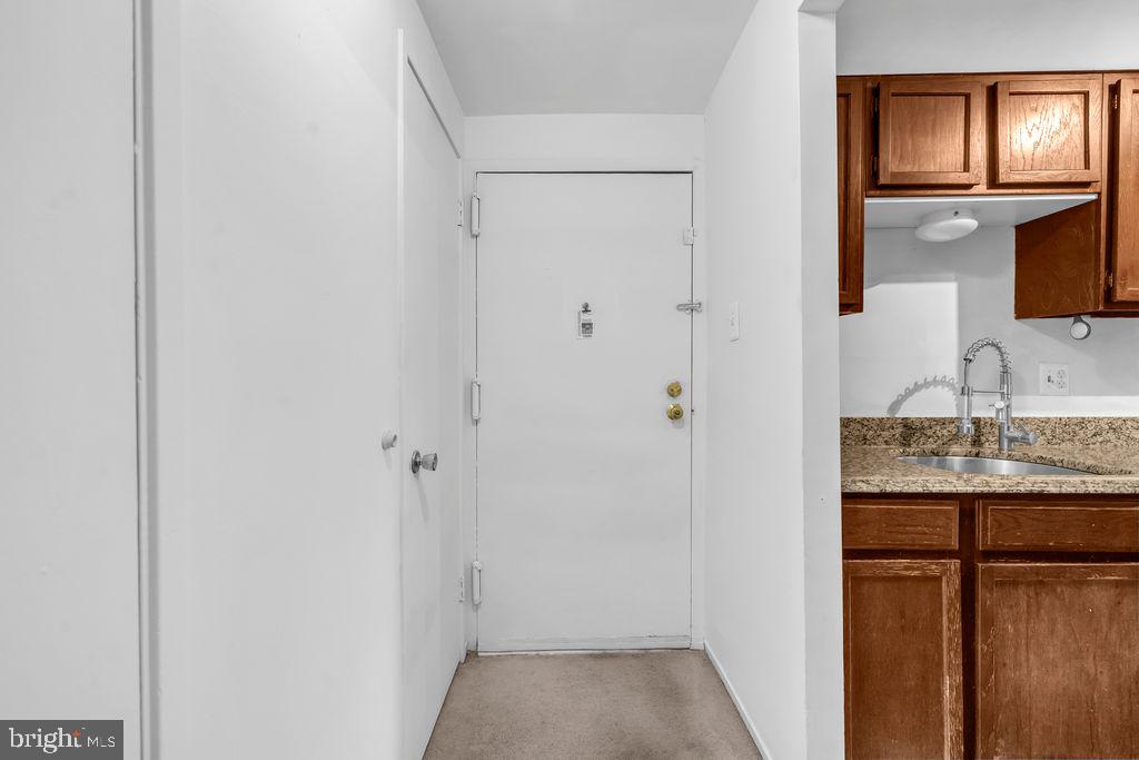 509 FLORIDA AVE #103, HERNDON, Virginia 20170, 2 Bedrooms Bedrooms, ,1 BathroomBathrooms,Residential,For sale,509 FLORIDA AVE #103,VAFX2256176 MLS # VAFX2256176