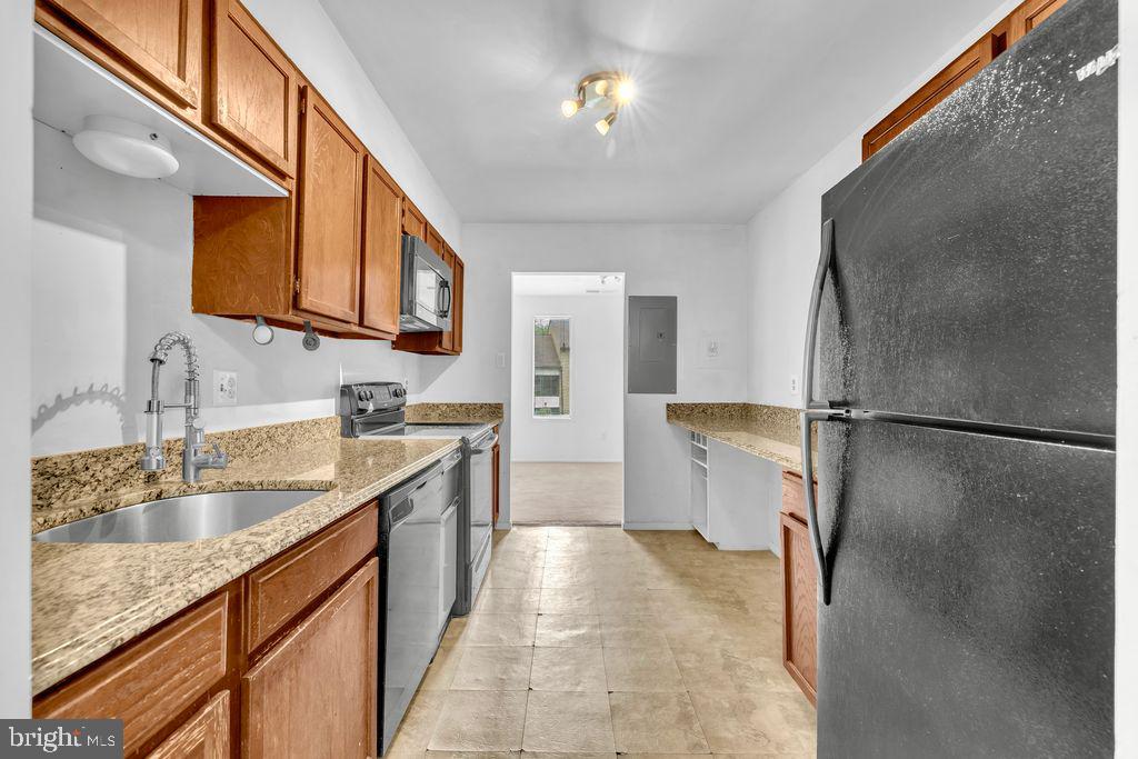 509 FLORIDA AVE #103, HERNDON, Virginia 20170, 2 Bedrooms Bedrooms, ,1 BathroomBathrooms,Residential,For sale,509 FLORIDA AVE #103,VAFX2256176 MLS # VAFX2256176