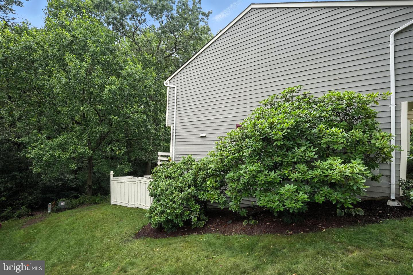 1653 FIELDTHORN DR, RESTON, Virginia 20194, 2 Bedrooms Bedrooms, ,2 BathroomsBathrooms,Residential,For sale,1653 FIELDTHORN DR,VAFX2255904 MLS # VAFX2255904