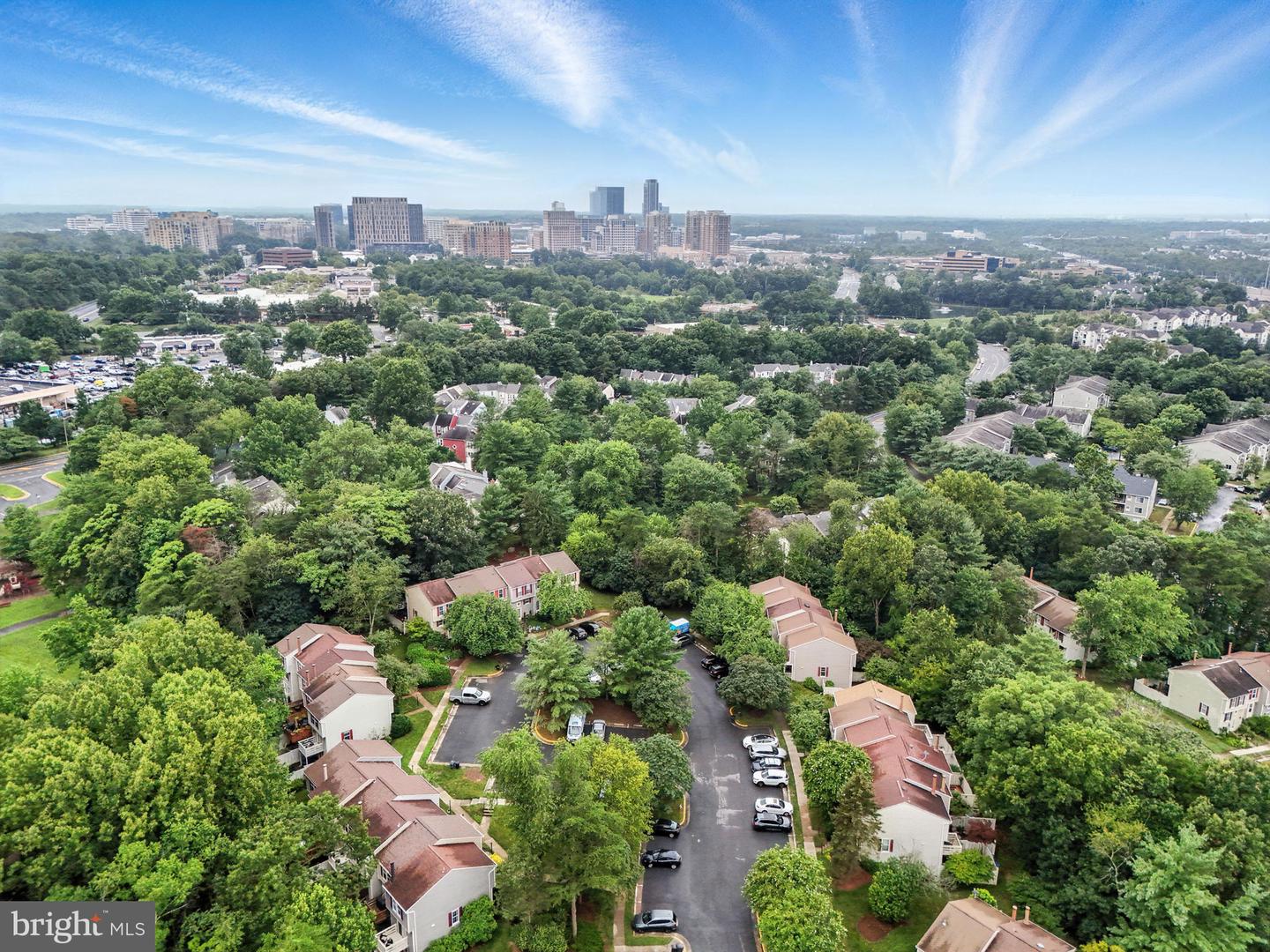 1653 FIELDTHORN DR, RESTON, Virginia 20194, 2 Bedrooms Bedrooms, ,2 BathroomsBathrooms,Residential,For sale,1653 FIELDTHORN DR,VAFX2255904 MLS # VAFX2255904