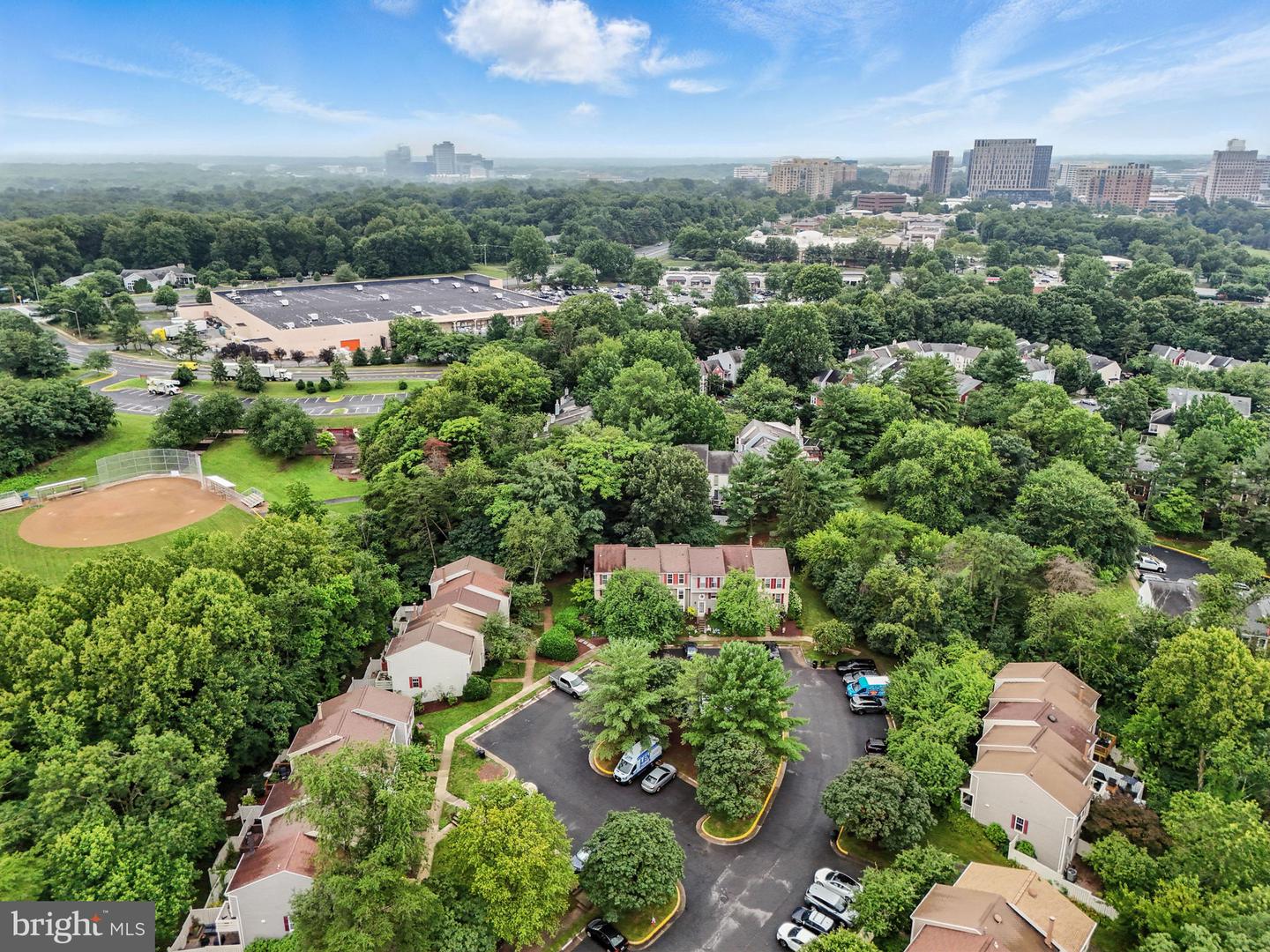 1653 FIELDTHORN DR, RESTON, Virginia 20194, 2 Bedrooms Bedrooms, ,2 BathroomsBathrooms,Residential,For sale,1653 FIELDTHORN DR,VAFX2255904 MLS # VAFX2255904