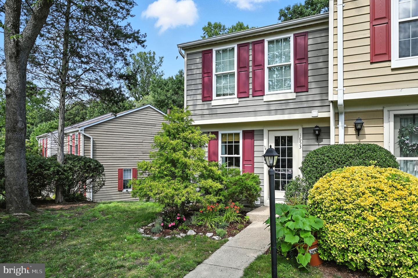 1653 FIELDTHORN DR, RESTON, Virginia 20194, 2 Bedrooms Bedrooms, ,2 BathroomsBathrooms,Residential,For sale,1653 FIELDTHORN DR,VAFX2255904 MLS # VAFX2255904