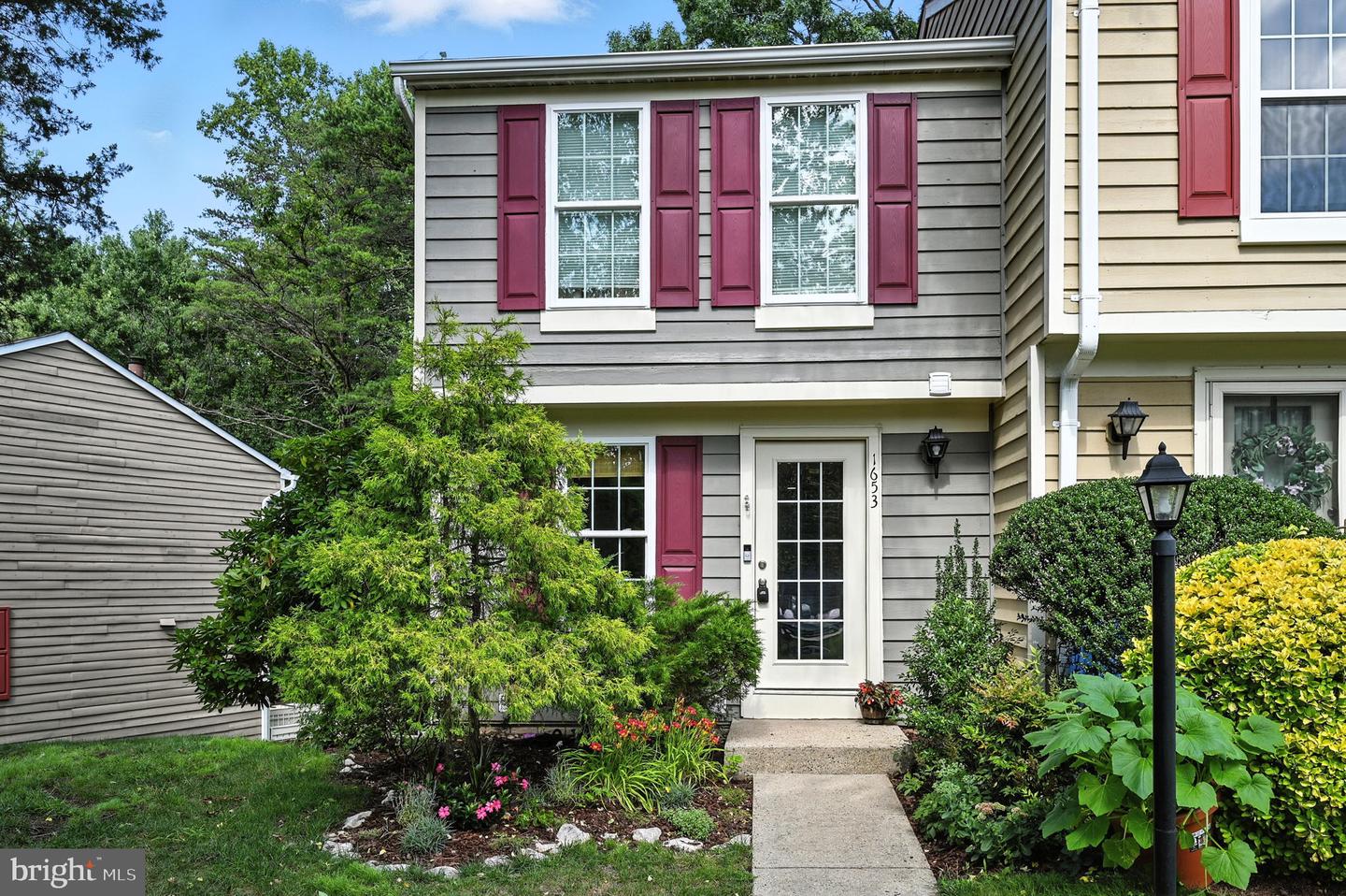 1653 FIELDTHORN DR, RESTON, Virginia 20194, 2 Bedrooms Bedrooms, ,2 BathroomsBathrooms,Residential,For sale,1653 FIELDTHORN DR,VAFX2255904 MLS # VAFX2255904