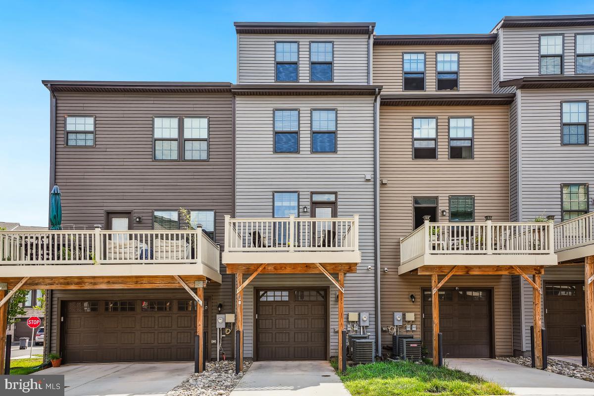 2612 VELOCITY RD, HERNDON, Virginia 20171, 4 Bedrooms Bedrooms, ,4 BathroomsBathrooms,Residential,For sale,2612 VELOCITY RD,VAFX2255928 MLS # VAFX2255928