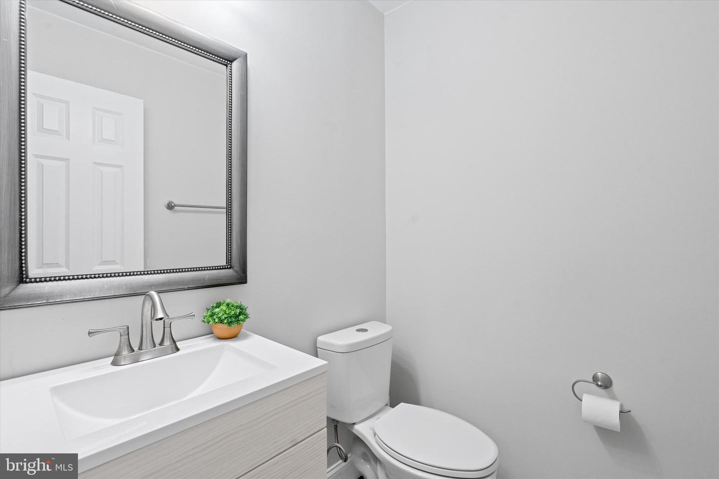 15500 HORSESHOE LN #500, WOODBRIDGE, Virginia 22191, 2 Bedrooms Bedrooms, ,1 BathroomBathrooms,Residential,For sale,15500 HORSESHOE LN #500,VAPW2099386 MLS # VAPW2099386