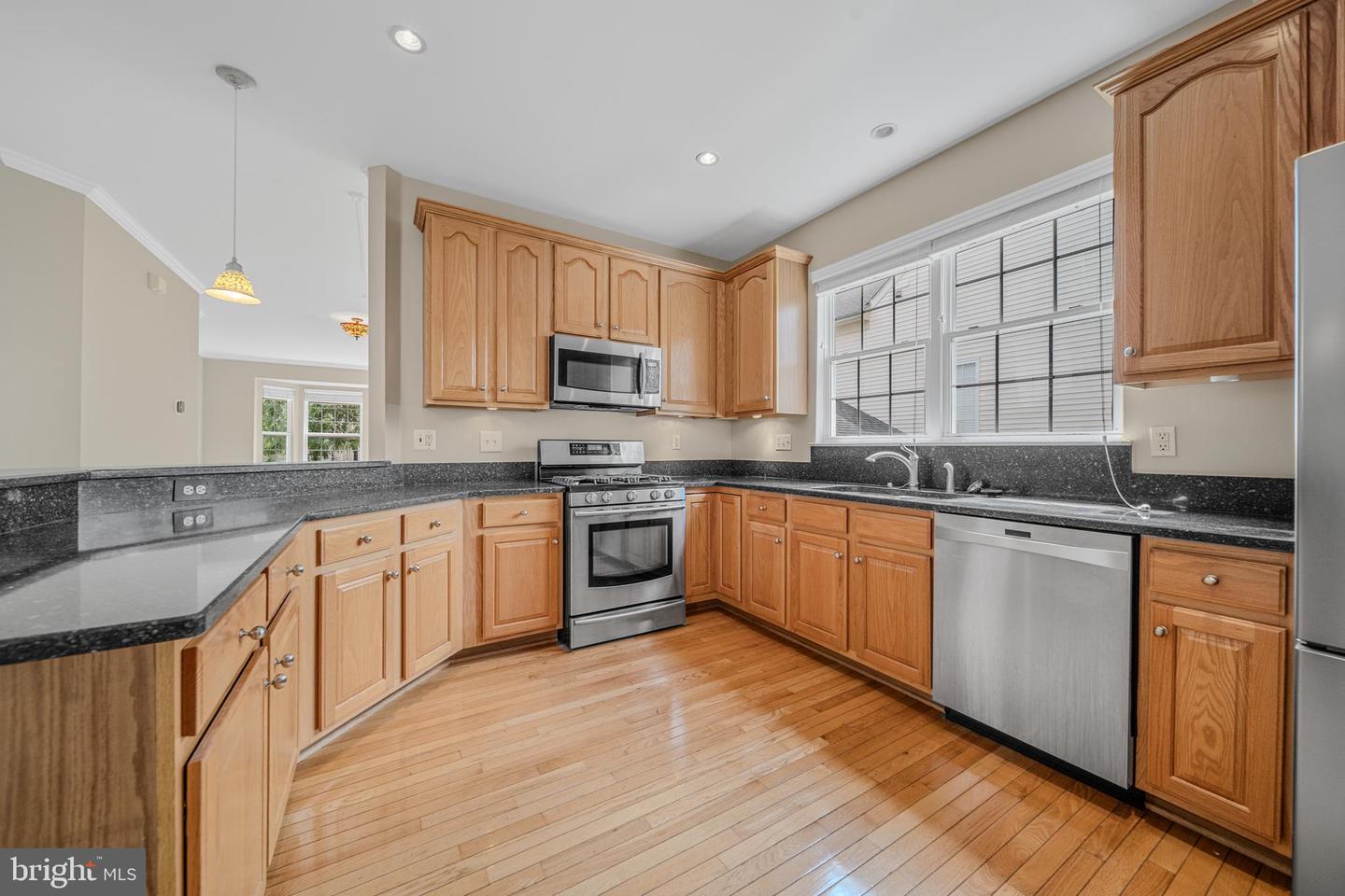 43444 QUENTIN ST, CHANTILLY, Virginia 20152, 4 Bedrooms Bedrooms, ,2 BathroomsBathrooms,Residential,For sale,43444 QUENTIN ST,VALO2102384 MLS # VALO2102384