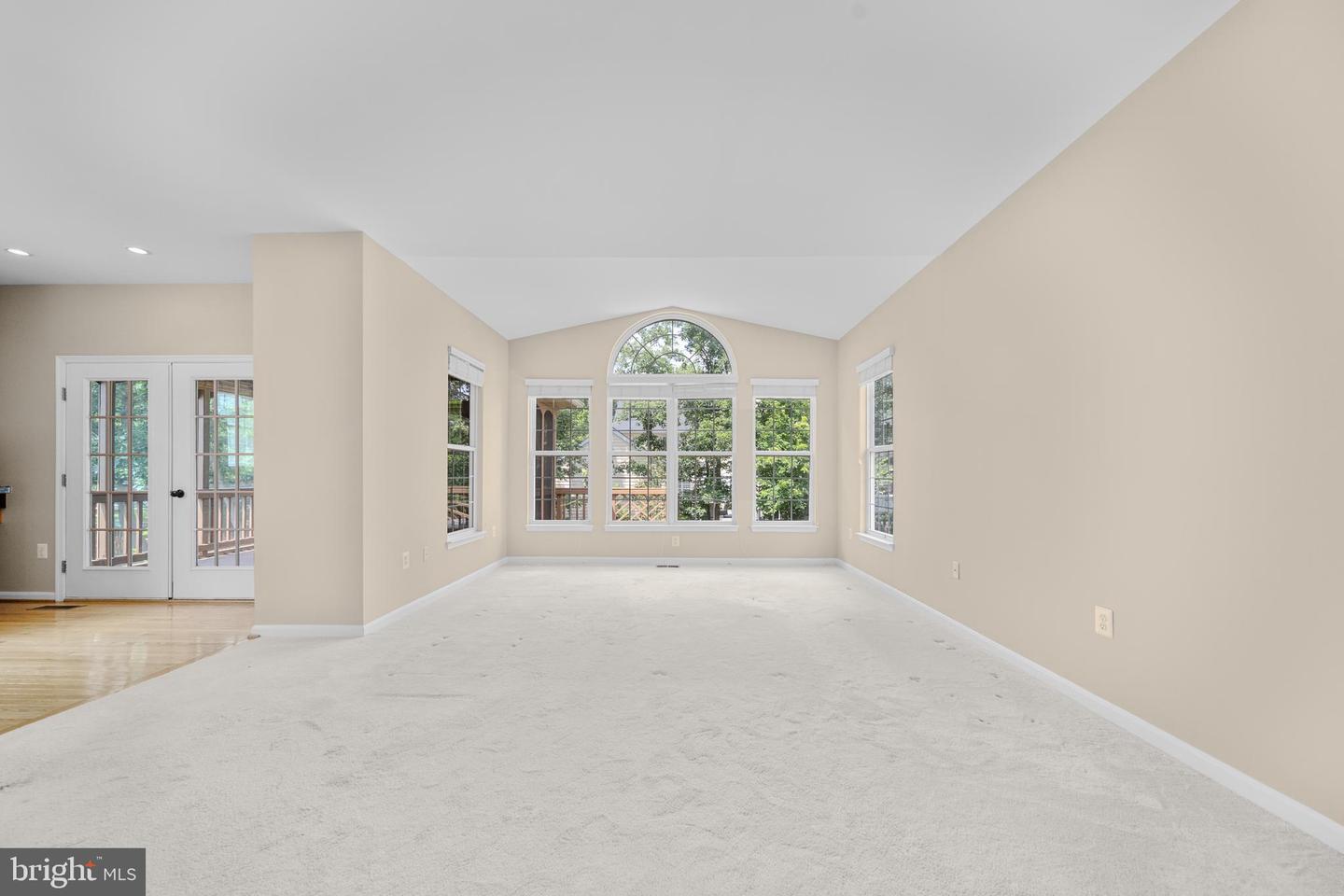 43444 QUENTIN ST, CHANTILLY, Virginia 20152, 4 Bedrooms Bedrooms, ,2 BathroomsBathrooms,Residential,For sale,43444 QUENTIN ST,VALO2102384 MLS # VALO2102384