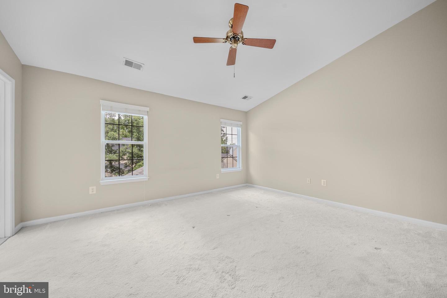 43444 QUENTIN ST, CHANTILLY, Virginia 20152, 4 Bedrooms Bedrooms, ,2 BathroomsBathrooms,Residential,For sale,43444 QUENTIN ST,VALO2102384 MLS # VALO2102384