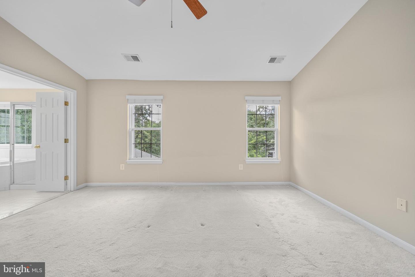 43444 QUENTIN ST, CHANTILLY, Virginia 20152, 4 Bedrooms Bedrooms, ,2 BathroomsBathrooms,Residential,For sale,43444 QUENTIN ST,VALO2102384 MLS # VALO2102384