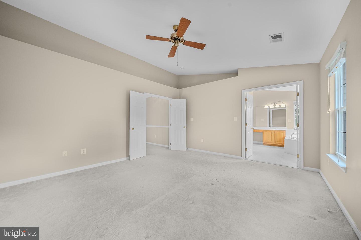 43444 QUENTIN ST, CHANTILLY, Virginia 20152, 4 Bedrooms Bedrooms, ,2 BathroomsBathrooms,Residential,For sale,43444 QUENTIN ST,VALO2102384 MLS # VALO2102384