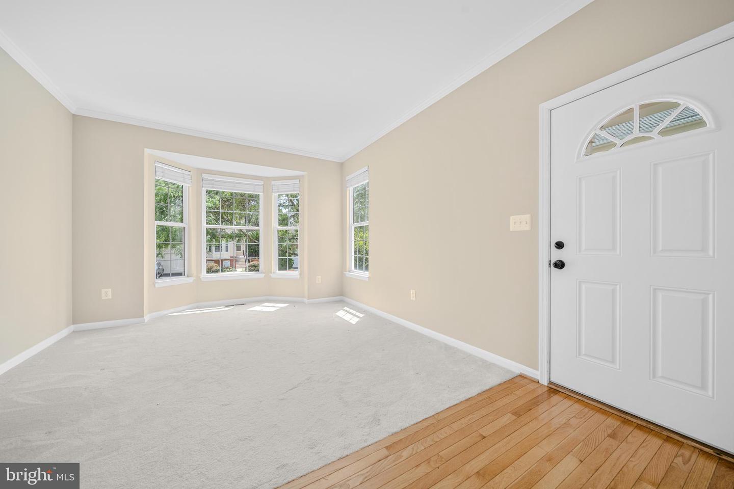 43444 QUENTIN ST, CHANTILLY, Virginia 20152, 4 Bedrooms Bedrooms, ,2 BathroomsBathrooms,Residential,For sale,43444 QUENTIN ST,VALO2102384 MLS # VALO2102384