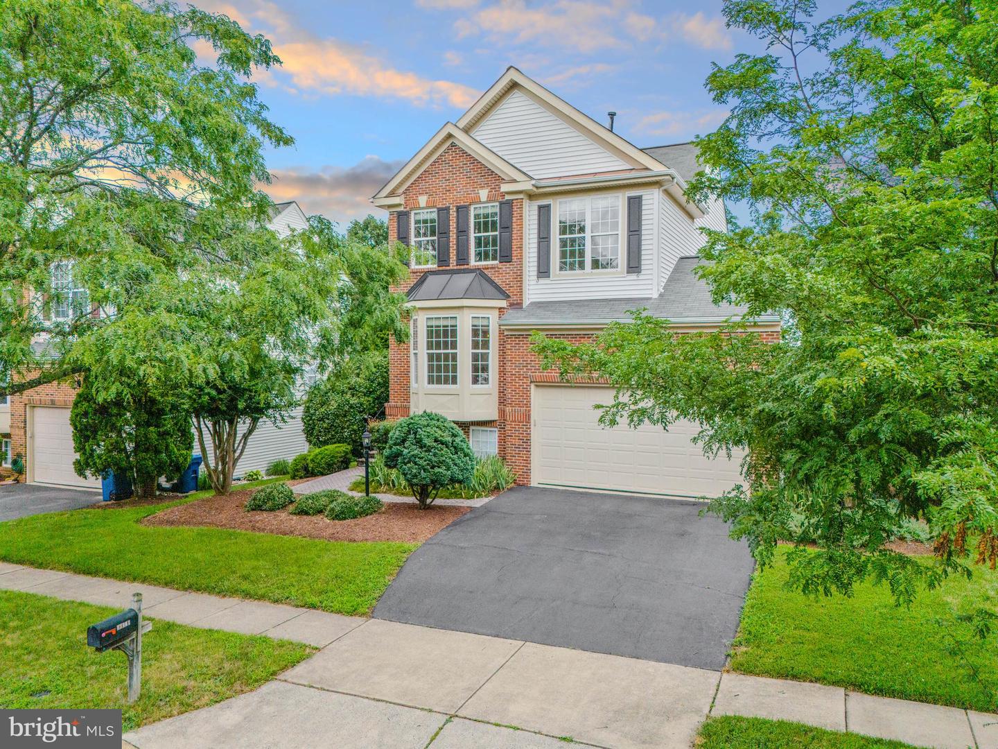 43444 QUENTIN ST, CHANTILLY, Virginia 20152, 4 Bedrooms Bedrooms, ,2 BathroomsBathrooms,Residential,For sale,43444 QUENTIN ST,VALO2102384 MLS # VALO2102384