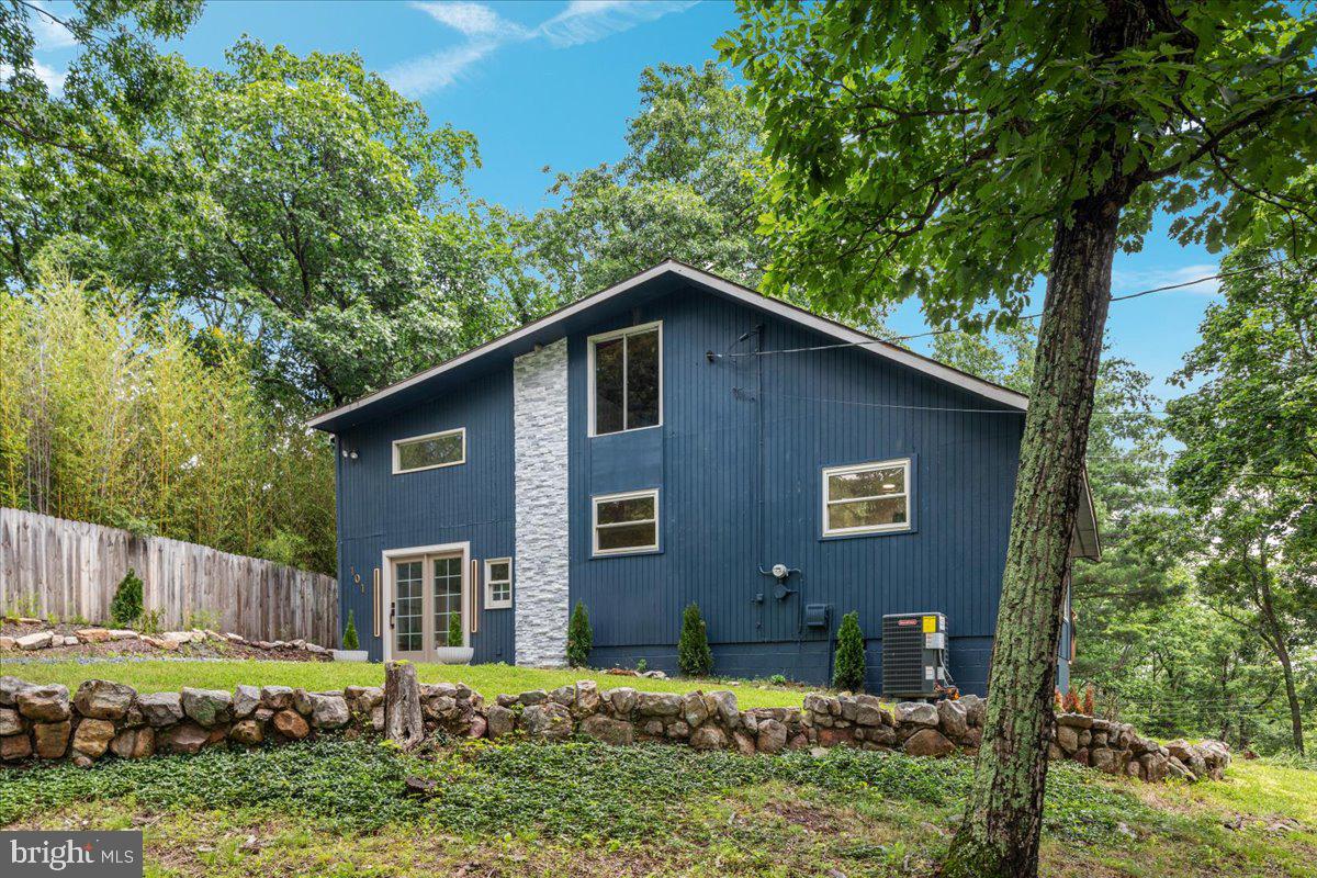 101 DELAWARE TRL, WINCHESTER, Virginia 22602, 3 Bedrooms Bedrooms, ,2 BathroomsBathrooms,Residential,For sale,101 DELAWARE TRL,VAFV2035496 MLS # VAFV2035496