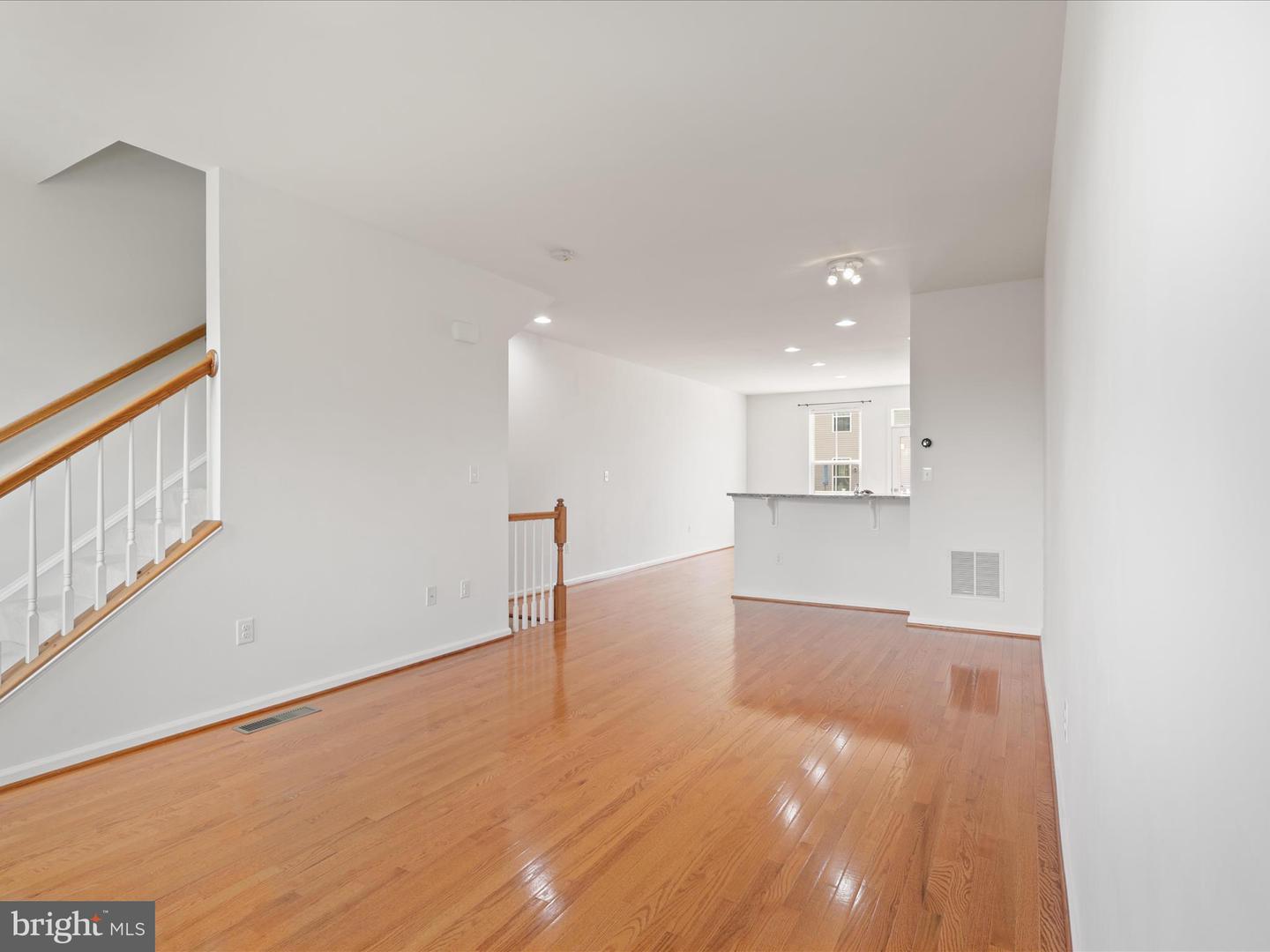 24953 COATS SQ, ALDIE, Virginia 20105, 2 Bedrooms Bedrooms, ,2 BathroomsBathrooms,Residential,For sale,24953 COATS SQ,VALO2102388 MLS # VALO2102388