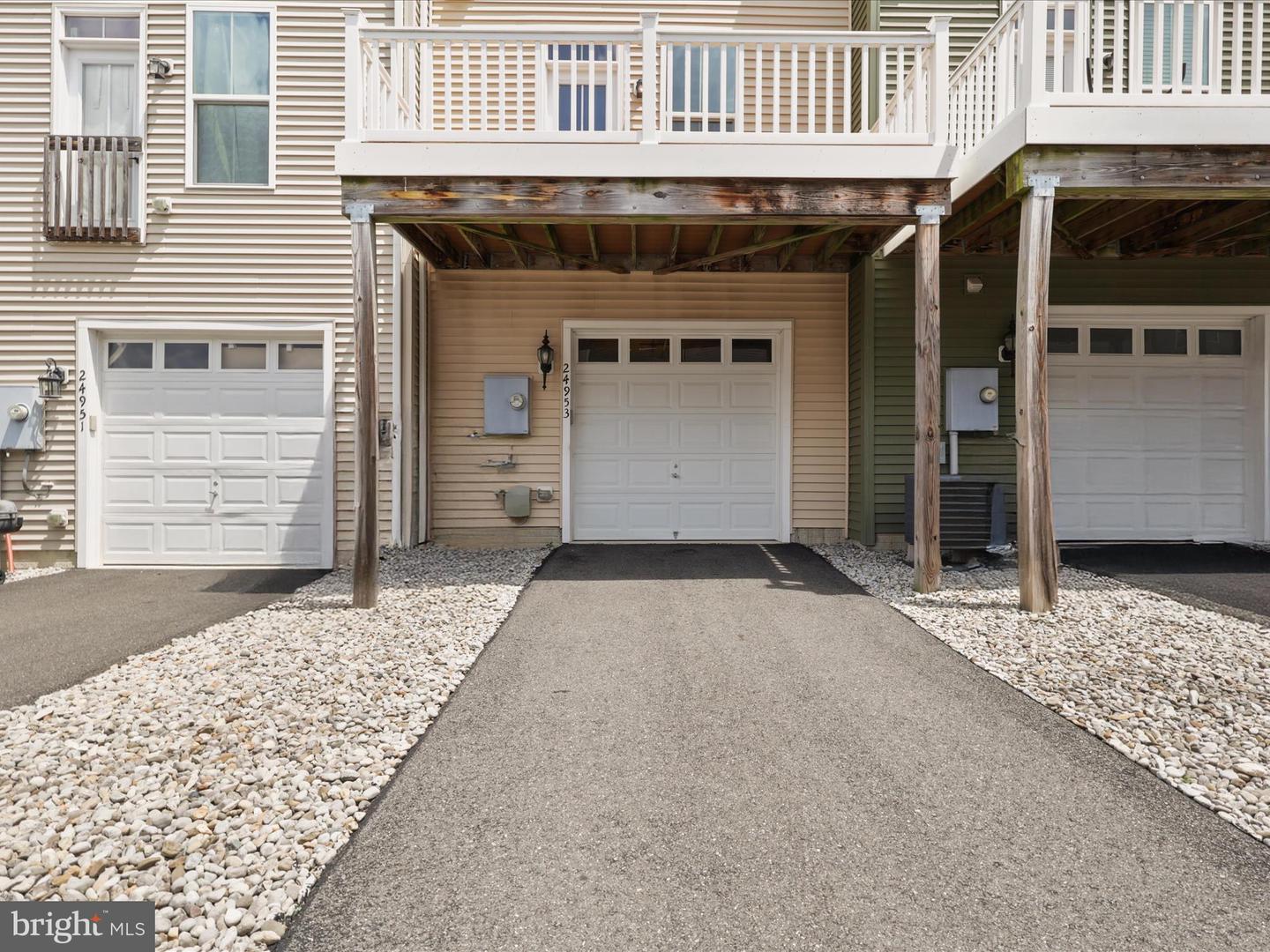24953 COATS SQ, ALDIE, Virginia 20105, 2 Bedrooms Bedrooms, ,2 BathroomsBathrooms,Residential,For sale,24953 COATS SQ,VALO2102388 MLS # VALO2102388