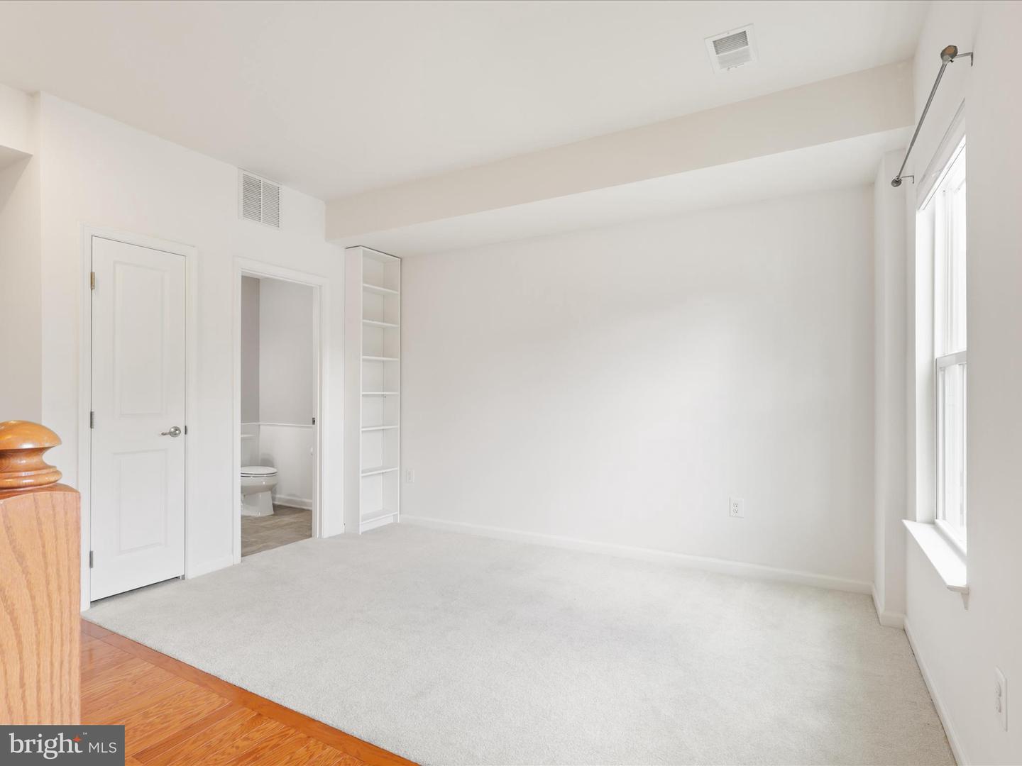 24953 COATS SQ, ALDIE, Virginia 20105, 2 Bedrooms Bedrooms, ,2 BathroomsBathrooms,Residential,For sale,24953 COATS SQ,VALO2102388 MLS # VALO2102388