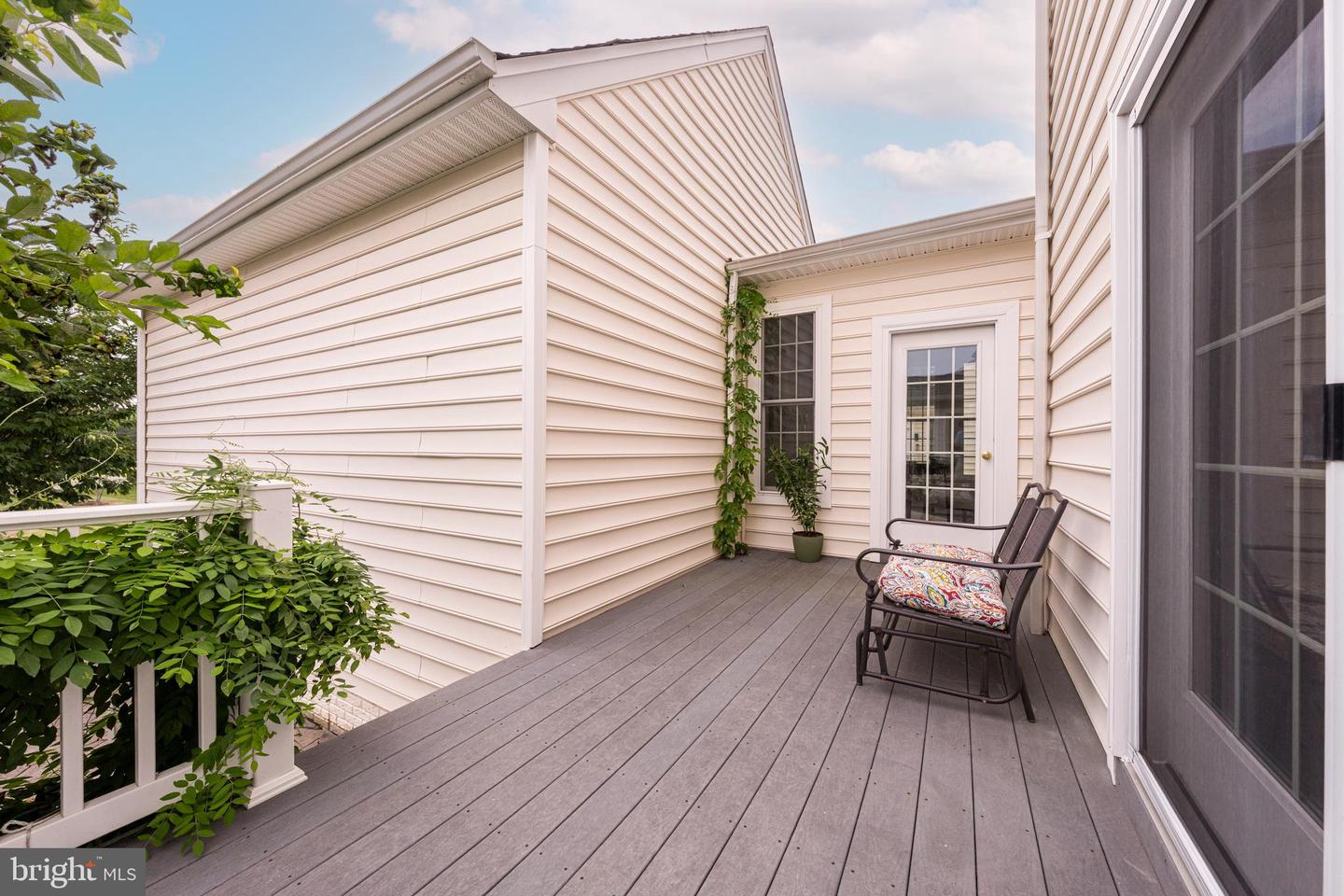 25285 DOOLITTLE LN, CHANTILLY, Virginia 20152, 5 Bedrooms Bedrooms, ,4 BathroomsBathrooms,Residential,For sale,25285 DOOLITTLE LN,VALO2102390 MLS # VALO2102390