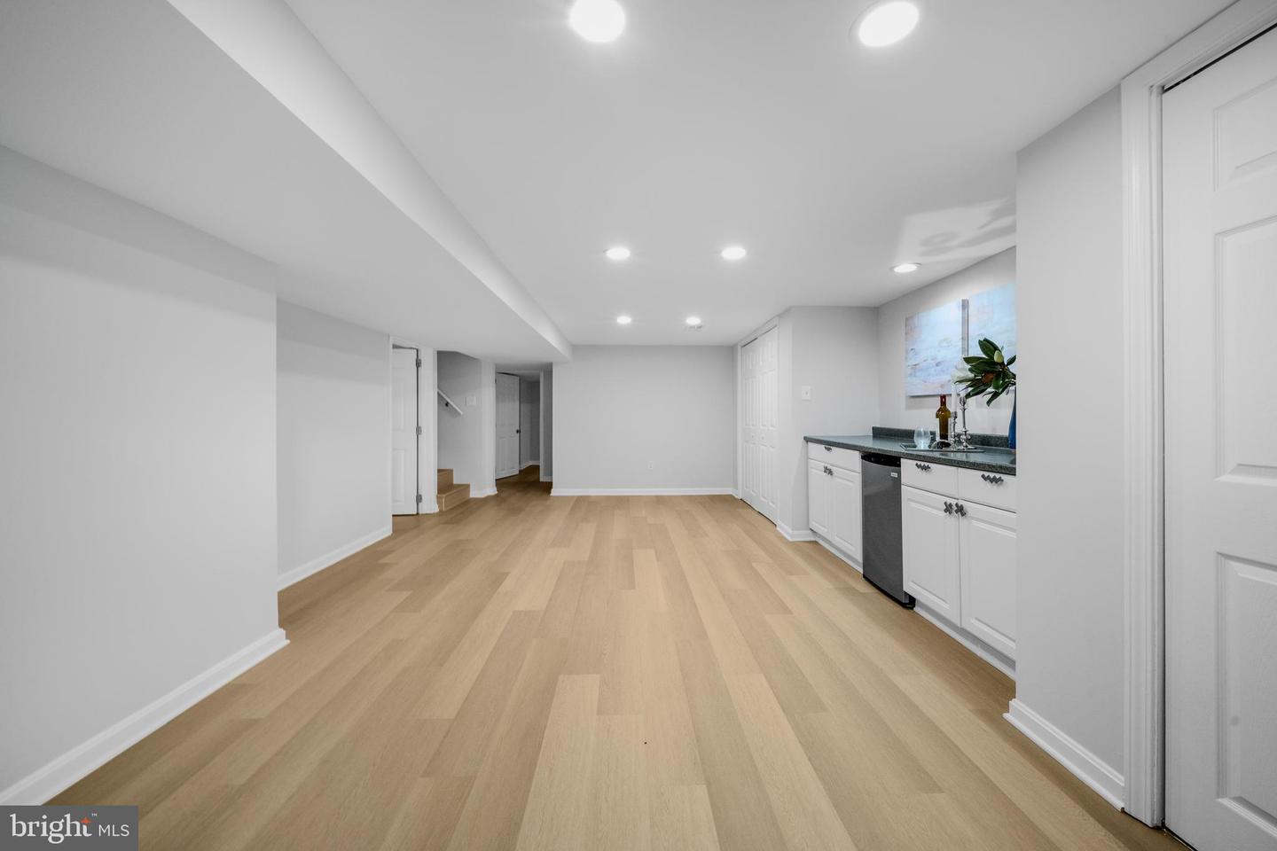 7511 JUNE ST, SPRINGFIELD, Virginia 22150, 4 Bedrooms Bedrooms, ,3 BathroomsBathrooms,Residential,For sale,7511 JUNE ST,VAFX2255978 MLS # VAFX2255978