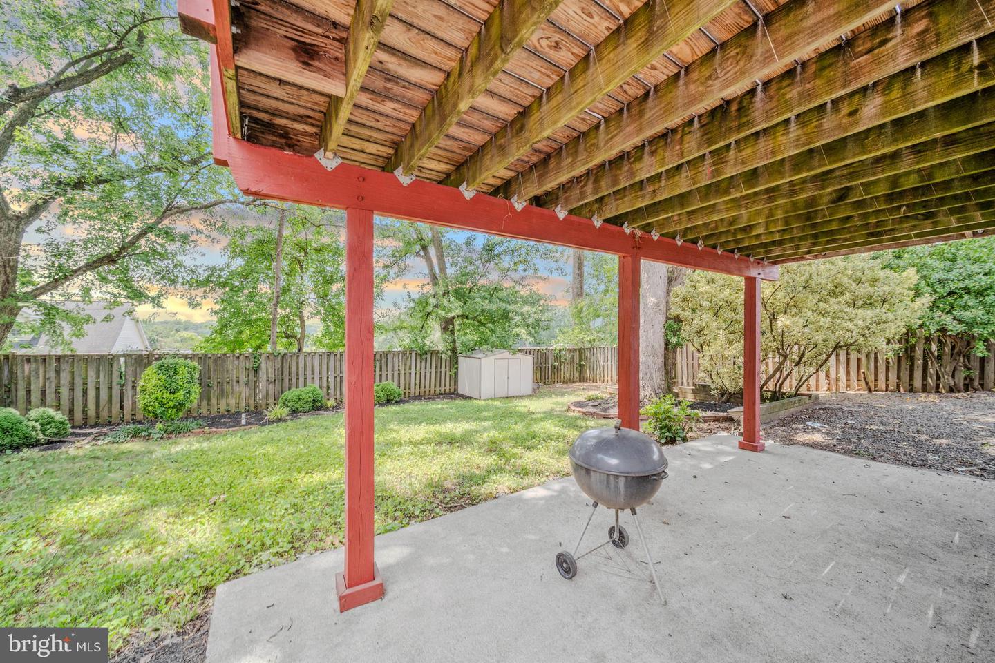 7511 JUNE ST, SPRINGFIELD, Virginia 22150, 4 Bedrooms Bedrooms, ,3 BathroomsBathrooms,Residential,For sale,7511 JUNE ST,VAFX2255978 MLS # VAFX2255978