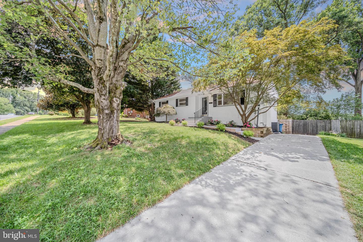 7511 JUNE ST, SPRINGFIELD, Virginia 22150, 4 Bedrooms Bedrooms, ,3 BathroomsBathrooms,Residential,For sale,7511 JUNE ST,VAFX2255978 MLS # VAFX2255978