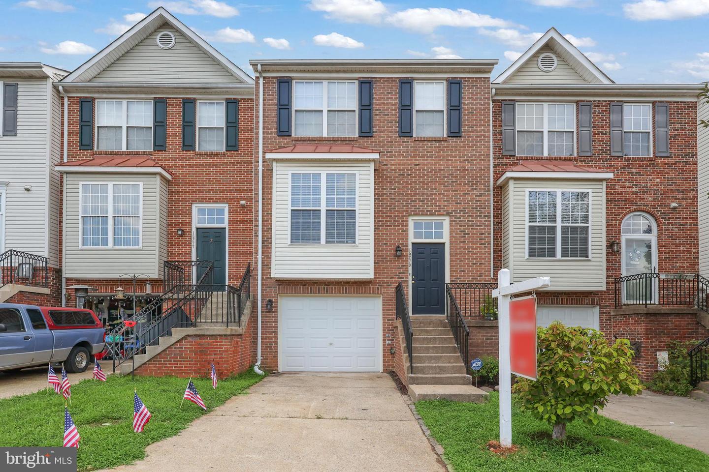 15279 BRAZIL CIR, WOODBRIDGE, Virginia 22193, 3 Bedrooms Bedrooms, ,2 BathroomsBathrooms,Residential,For sale,15279 BRAZIL CIR,VAPW2099404 MLS # VAPW2099404