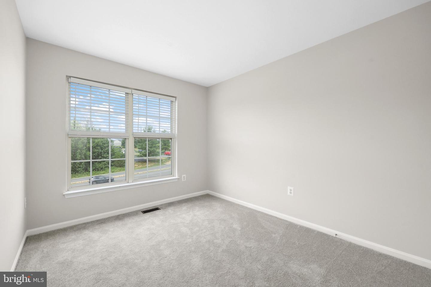 15279 BRAZIL CIR, WOODBRIDGE, Virginia 22193, 3 Bedrooms Bedrooms, ,2 BathroomsBathrooms,Residential,For sale,15279 BRAZIL CIR,VAPW2099404 MLS # VAPW2099404