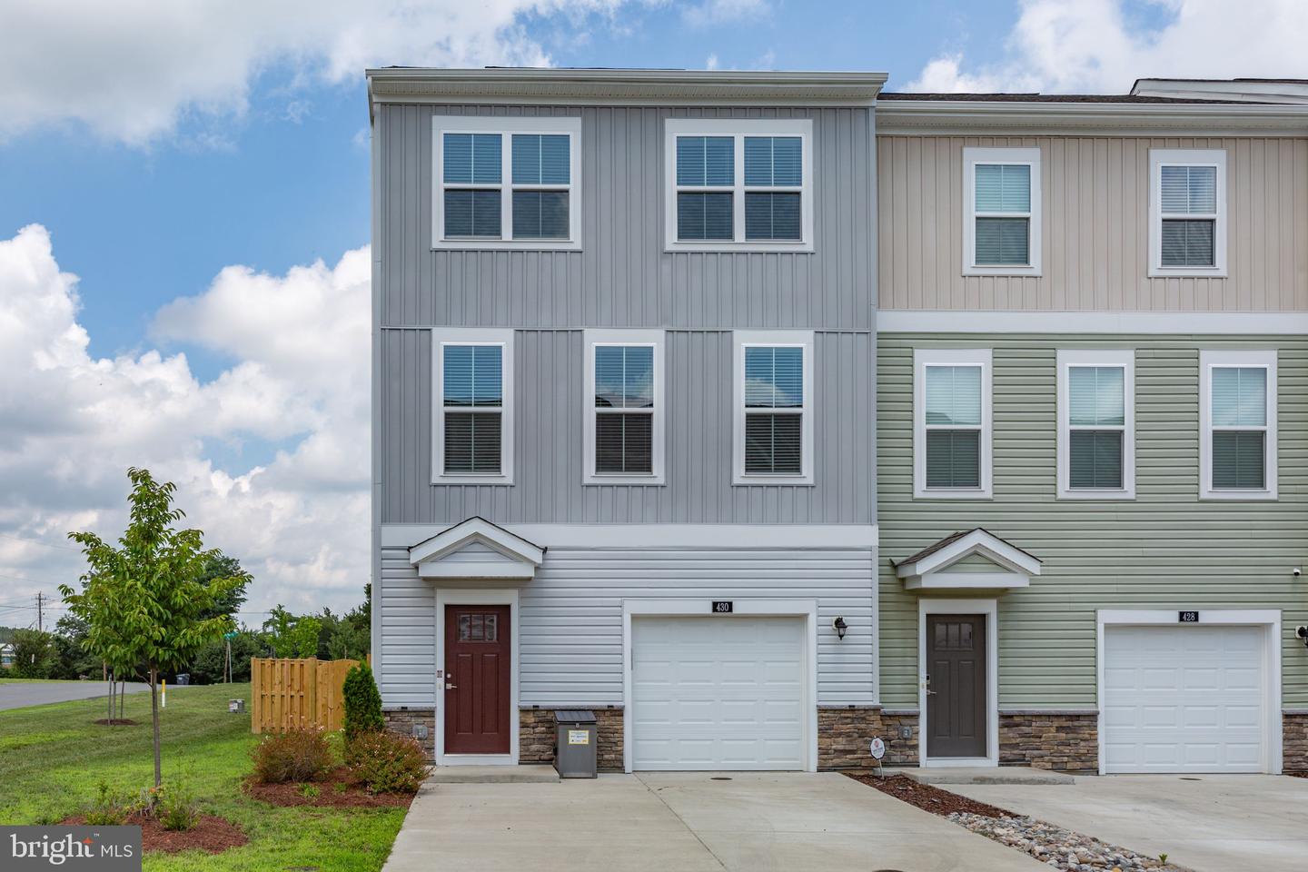 430 SNOWBERRY LN, FREDERICKSBURG, Virginia 22405, 4 Bedrooms Bedrooms, ,2 BathroomsBathrooms,Residential,For sale,430 SNOWBERRY LN,VAST2040918 MLS # VAST2040918