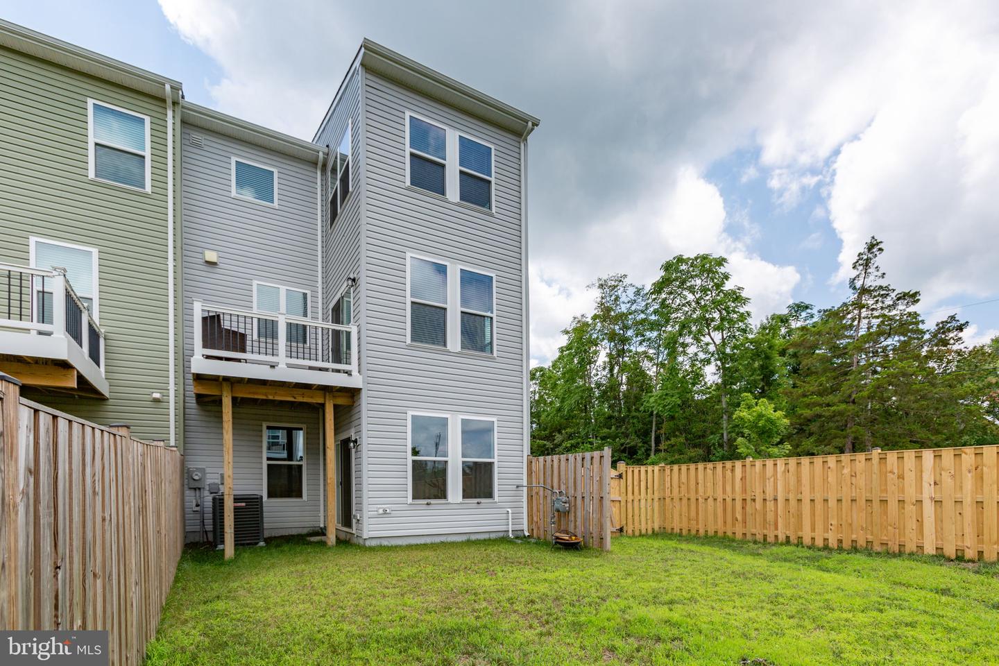 430 SNOWBERRY LN, FREDERICKSBURG, Virginia 22405, 4 Bedrooms Bedrooms, ,2 BathroomsBathrooms,Residential,For sale,430 SNOWBERRY LN,VAST2040918 MLS # VAST2040918