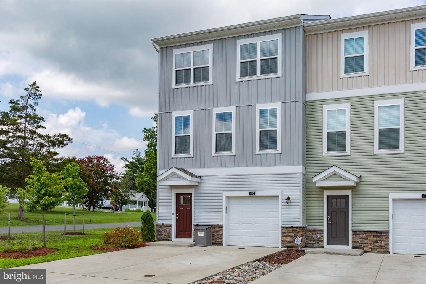 430 SNOWBERRY LN, FREDERICKSBURG, Virginia 22405, 4 Bedrooms Bedrooms, ,2 BathroomsBathrooms,Residential,For sale,430 SNOWBERRY LN,VAST2040918 MLS # VAST2040918