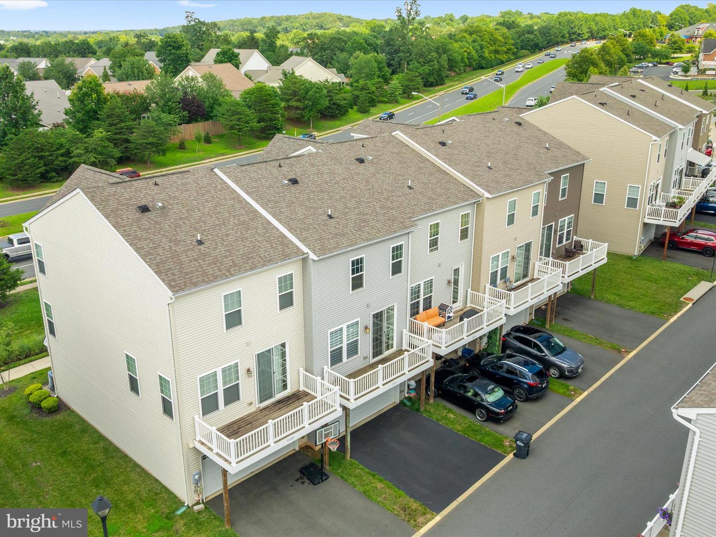 7022 MONGOOSE TRL, GAINESVILLE, Virginia 20155, 3 Bedrooms Bedrooms, ,3 BathroomsBathrooms,Residential,For sale,7022 MONGOOSE TRL,VAPW2099452 MLS # VAPW2099452