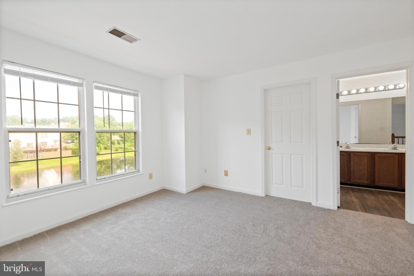 12687 PERCHANCE TER, WOODBRIDGE, Virginia 22192, 3 Bedrooms Bedrooms, ,2 BathroomsBathrooms,Residential,For sale,12687 PERCHANCE TER,VAPW2099472 MLS # VAPW2099472