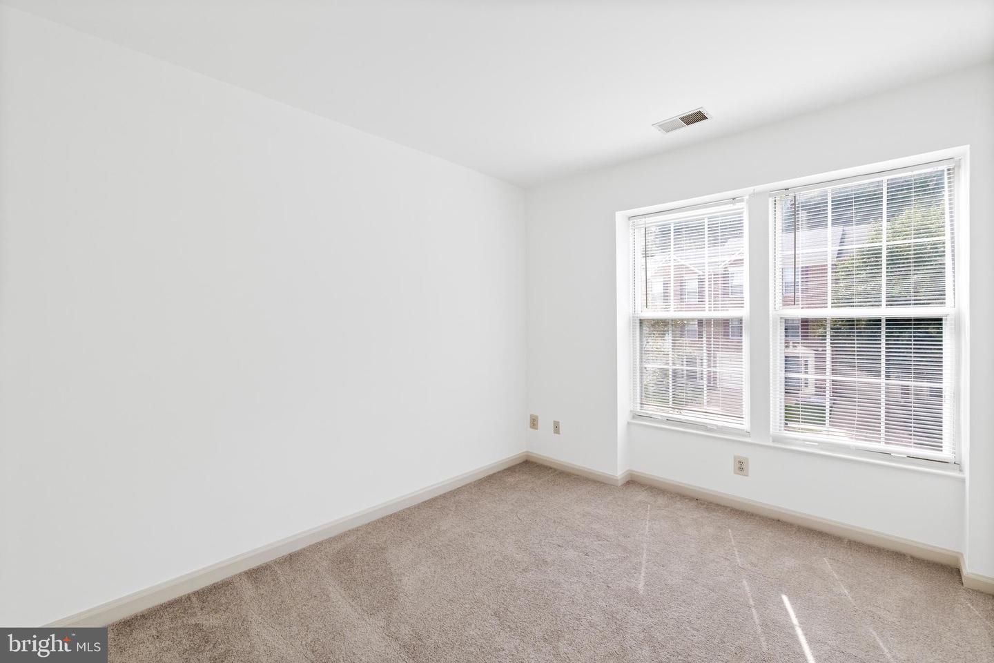 12687 PERCHANCE TER, WOODBRIDGE, Virginia 22192, 3 Bedrooms Bedrooms, ,2 BathroomsBathrooms,Residential,For sale,12687 PERCHANCE TER,VAPW2099472 MLS # VAPW2099472