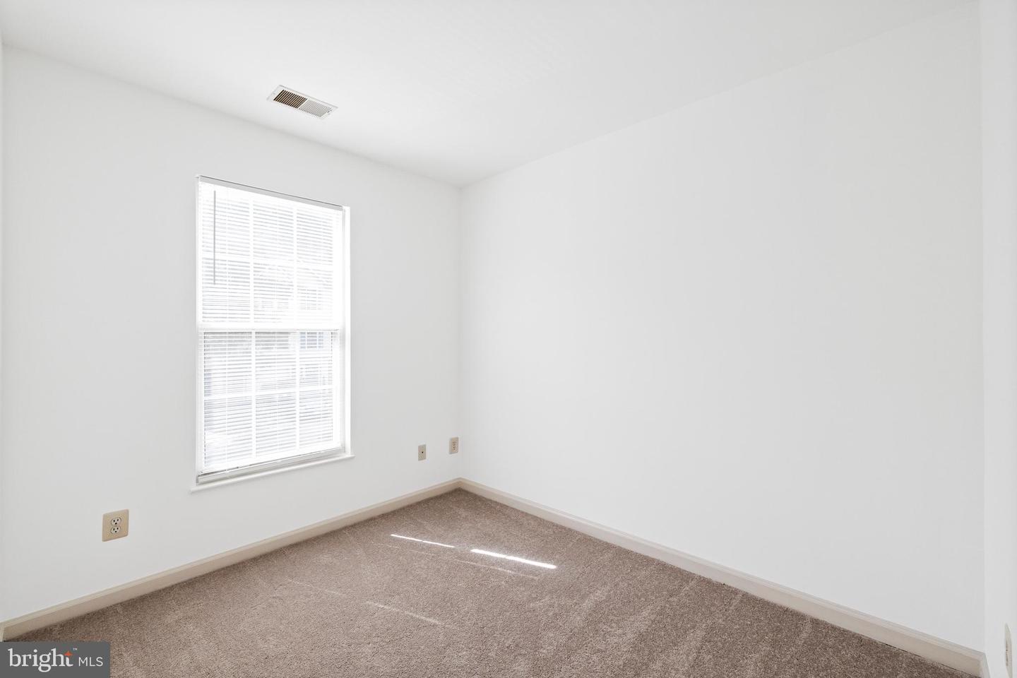12687 PERCHANCE TER, WOODBRIDGE, Virginia 22192, 3 Bedrooms Bedrooms, ,2 BathroomsBathrooms,Residential,For sale,12687 PERCHANCE TER,VAPW2099472 MLS # VAPW2099472