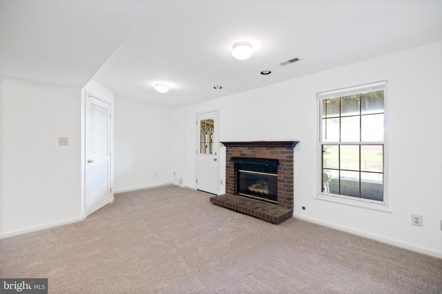 12687 PERCHANCE TER, WOODBRIDGE, Virginia 22192, 3 Bedrooms Bedrooms, ,2 BathroomsBathrooms,Residential,For sale,12687 PERCHANCE TER,VAPW2099472 MLS # VAPW2099472
