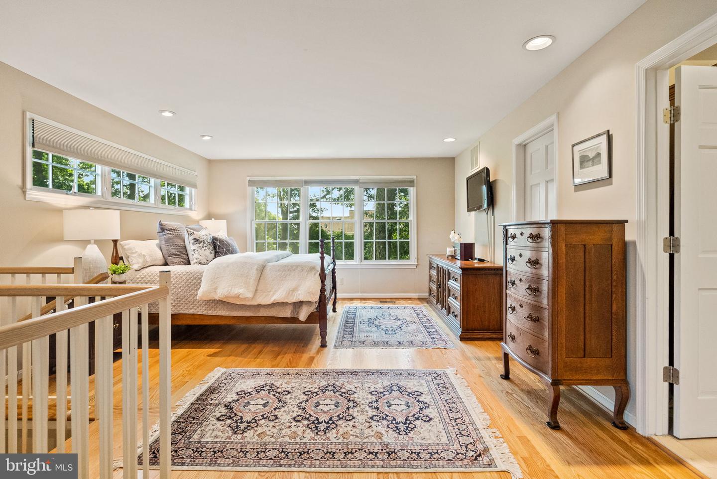 1302 TRINITY DR, ALEXANDRIA, Virginia 22314, 3 Bedrooms Bedrooms, ,3 BathroomsBathrooms,Residential,For sale,1302 TRINITY DR,VAAX2047602 MLS # VAAX2047602